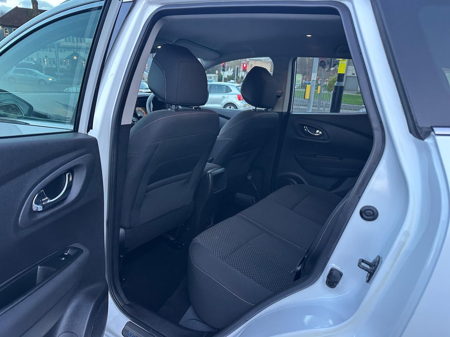 Used Renault Kadjar 2015 for sale - 77853835: Photo 27