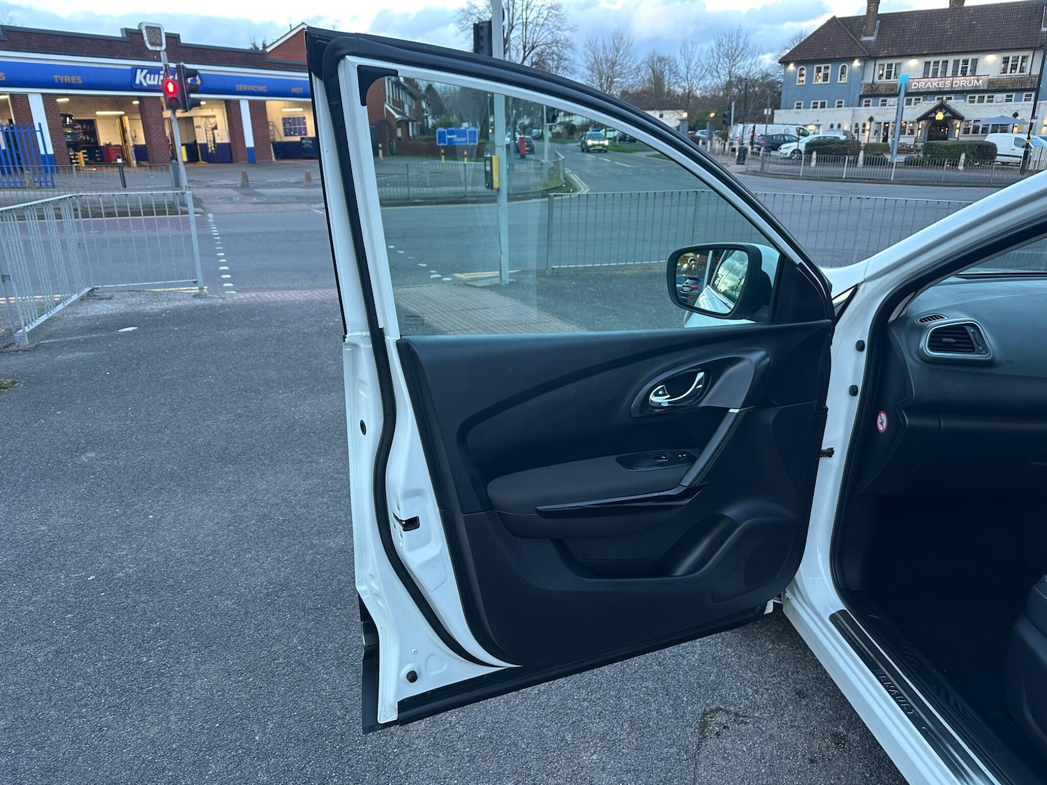 Used Renault Kadjar 2015 for sale - 77853835: Photo 31