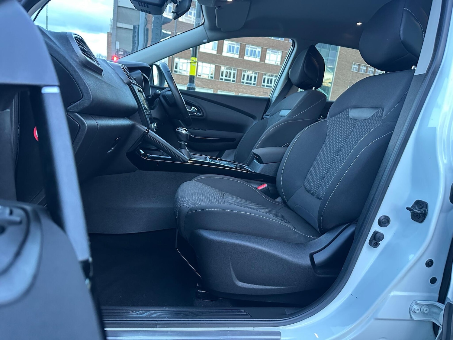 Used Renault Kadjar 2015 for sale - 77853835: Photo 33