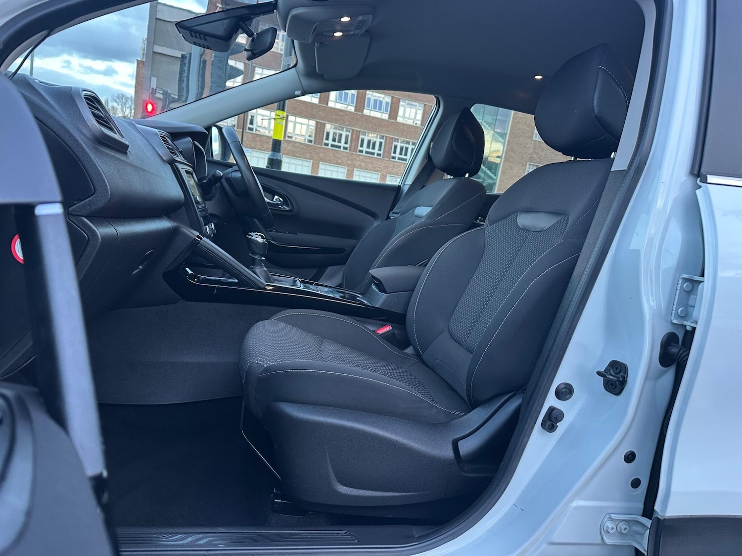 Used Renault Kadjar 2015 for sale - 77853835: Photo 34