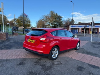 Used Ford Focus 2013 for sale - 76440567: Photo