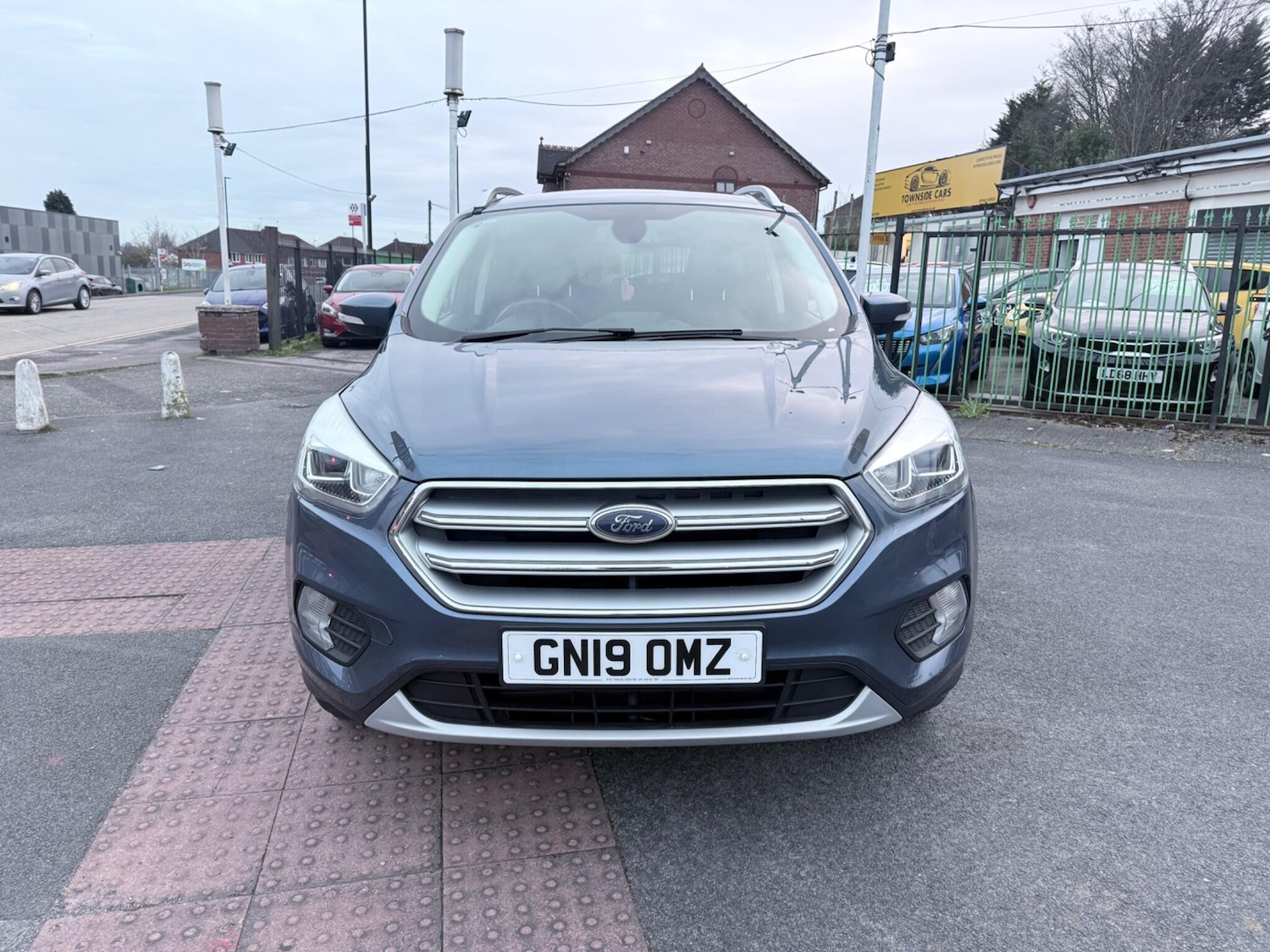 Used Ford Kuga for sale - 78214243: Photo 2