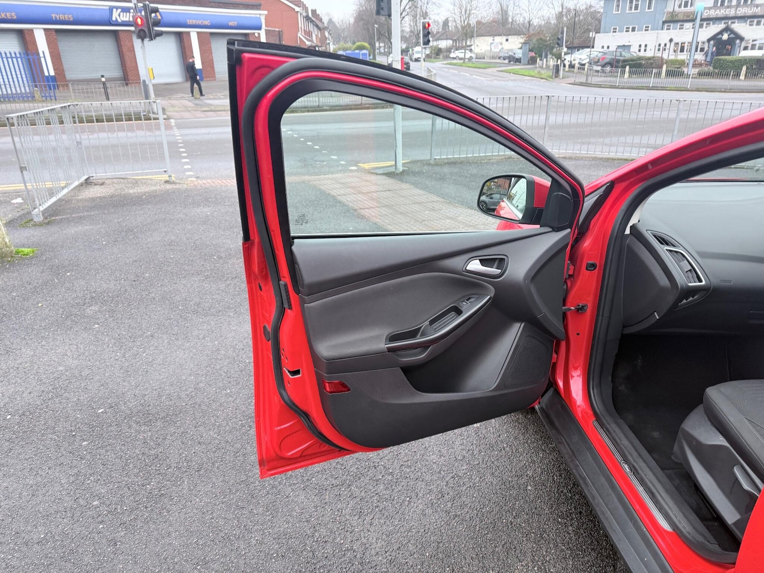 Used Ford Focus 2017 for sale - 77021293: Photo 28