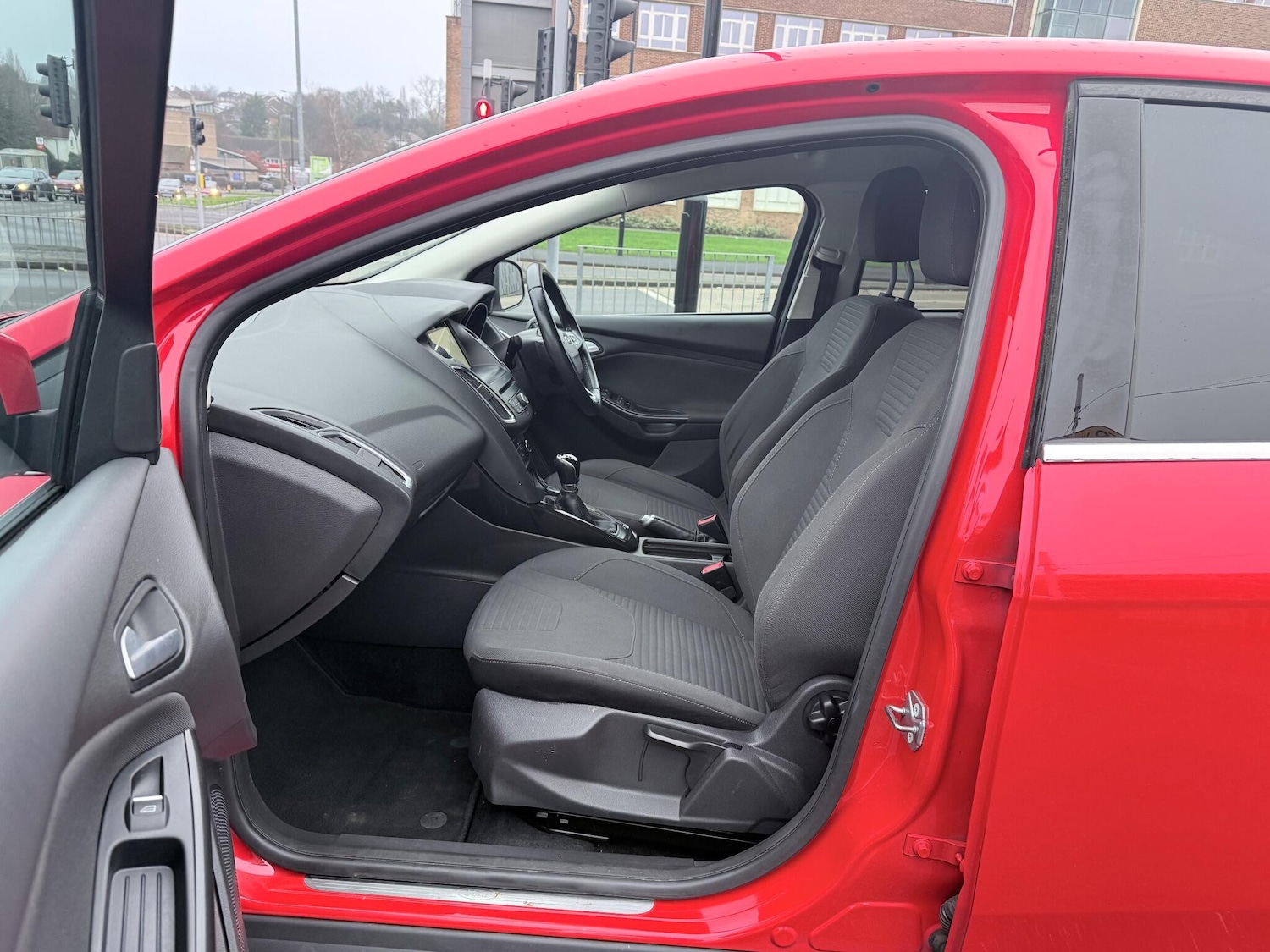 Used Ford Focus 2017 for sale - 77021293: Photo 32