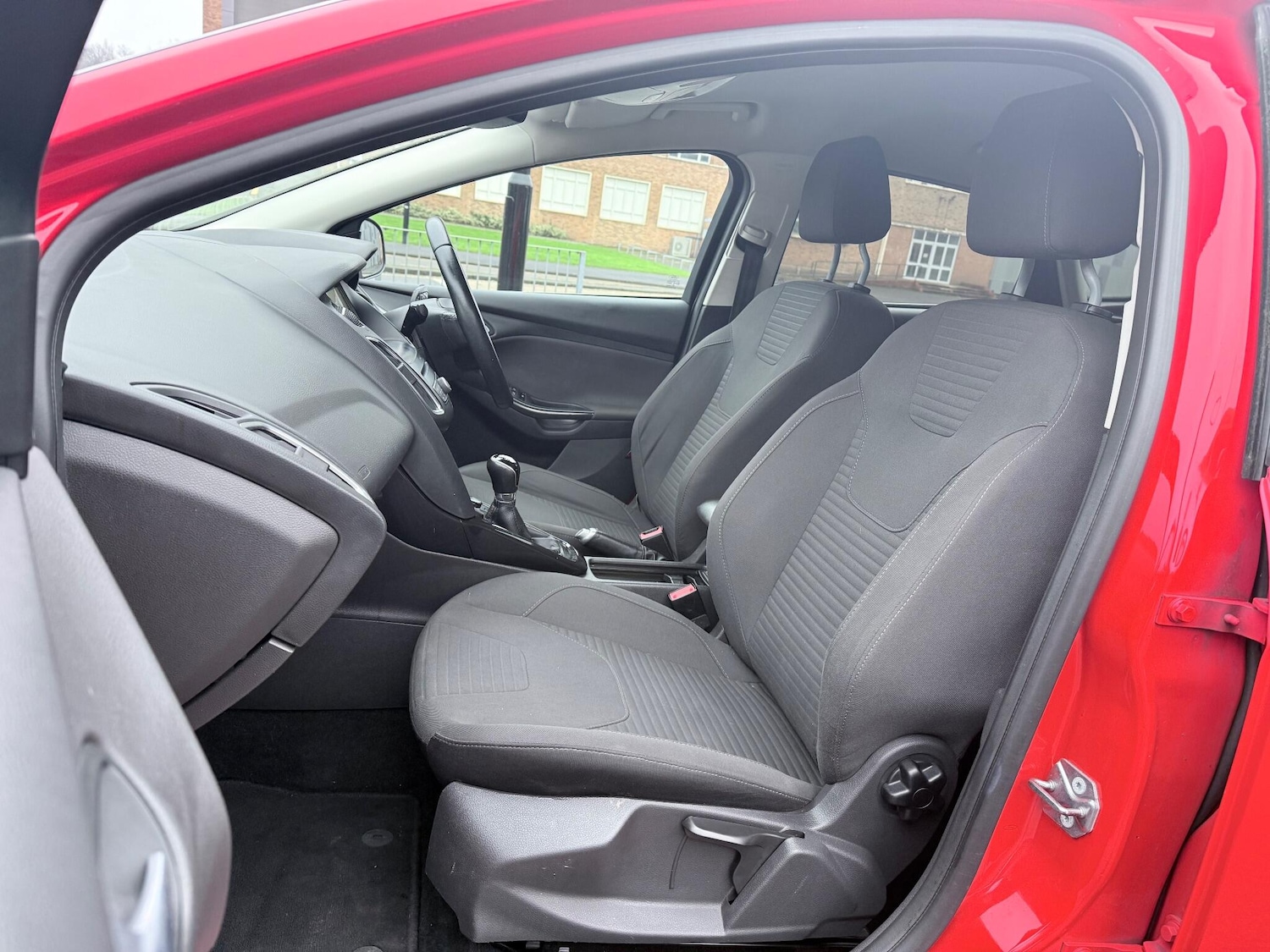 Used Ford Focus 2017 for sale - 77021293: Photo 33