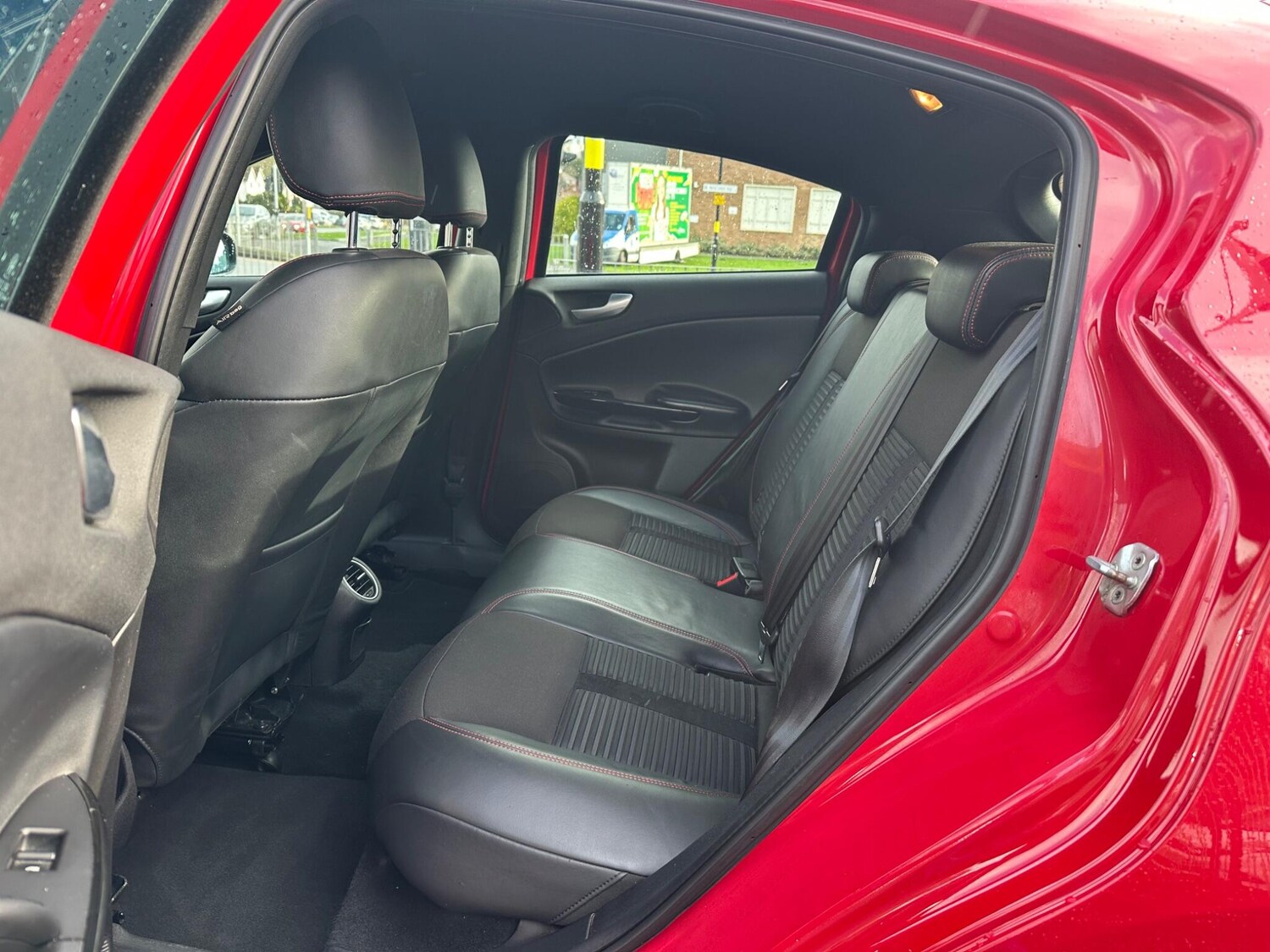 Used Alfa Romeo Giulietta 2011 for sale - 77575010: Photo 25