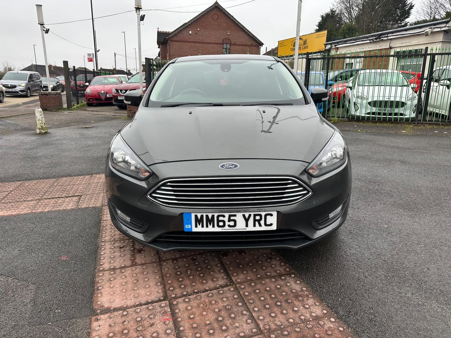 Used Ford Focus 2015 for sale - 77784433: Photo 2