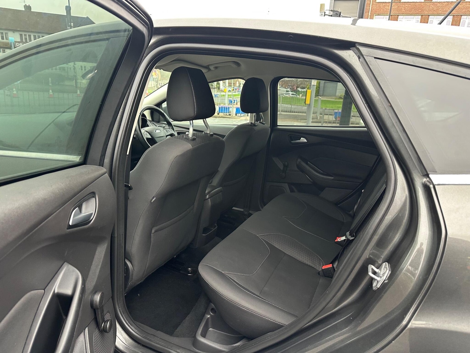 Used Ford Focus 2015 for sale - 77784433: Photo 22