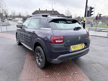 Used Citroen C4 Cactus 2015 for sale - 77320619: Photo