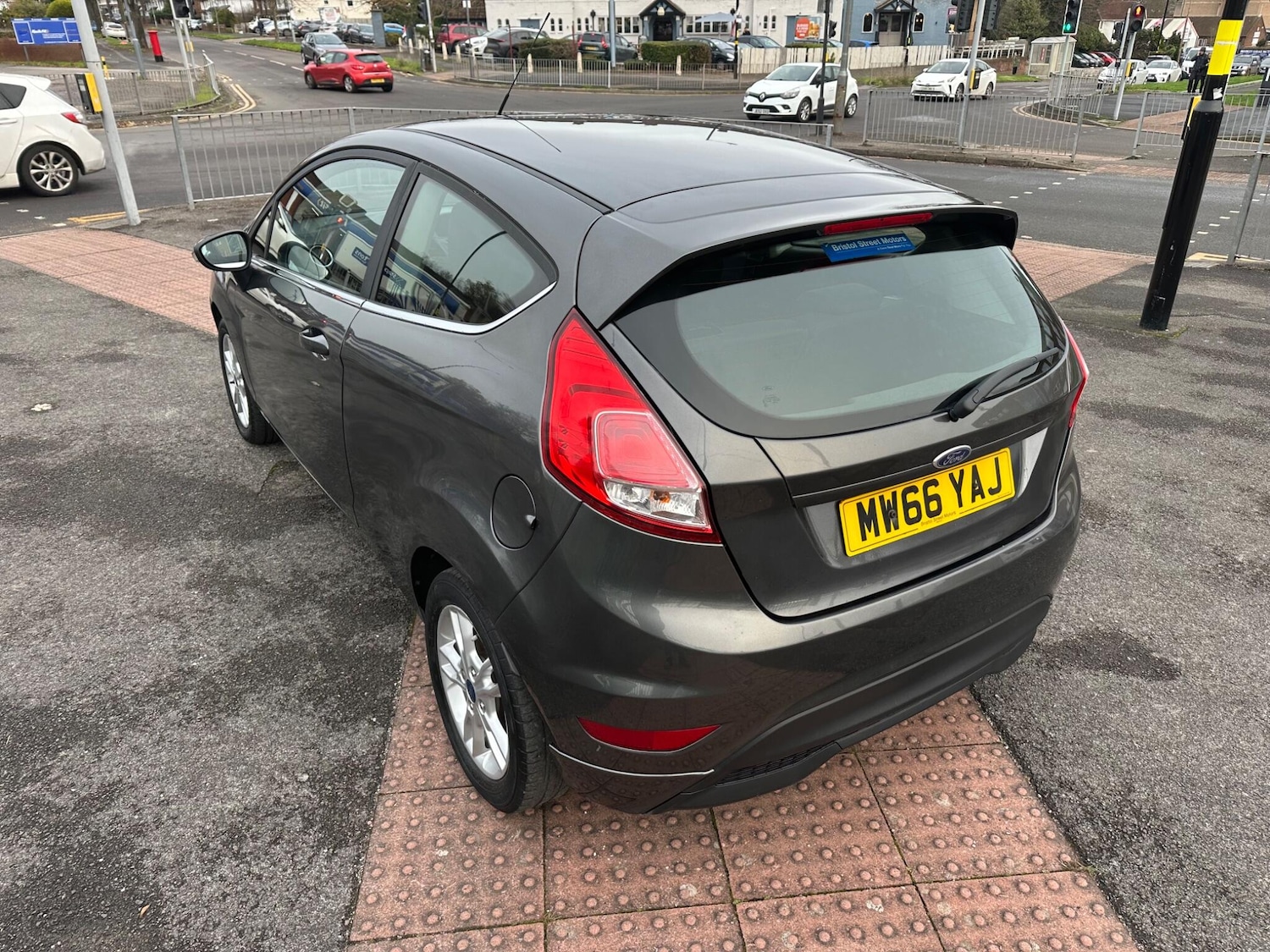 Used Ford Fiesta 2016 for sale - 76742989: Photo 11