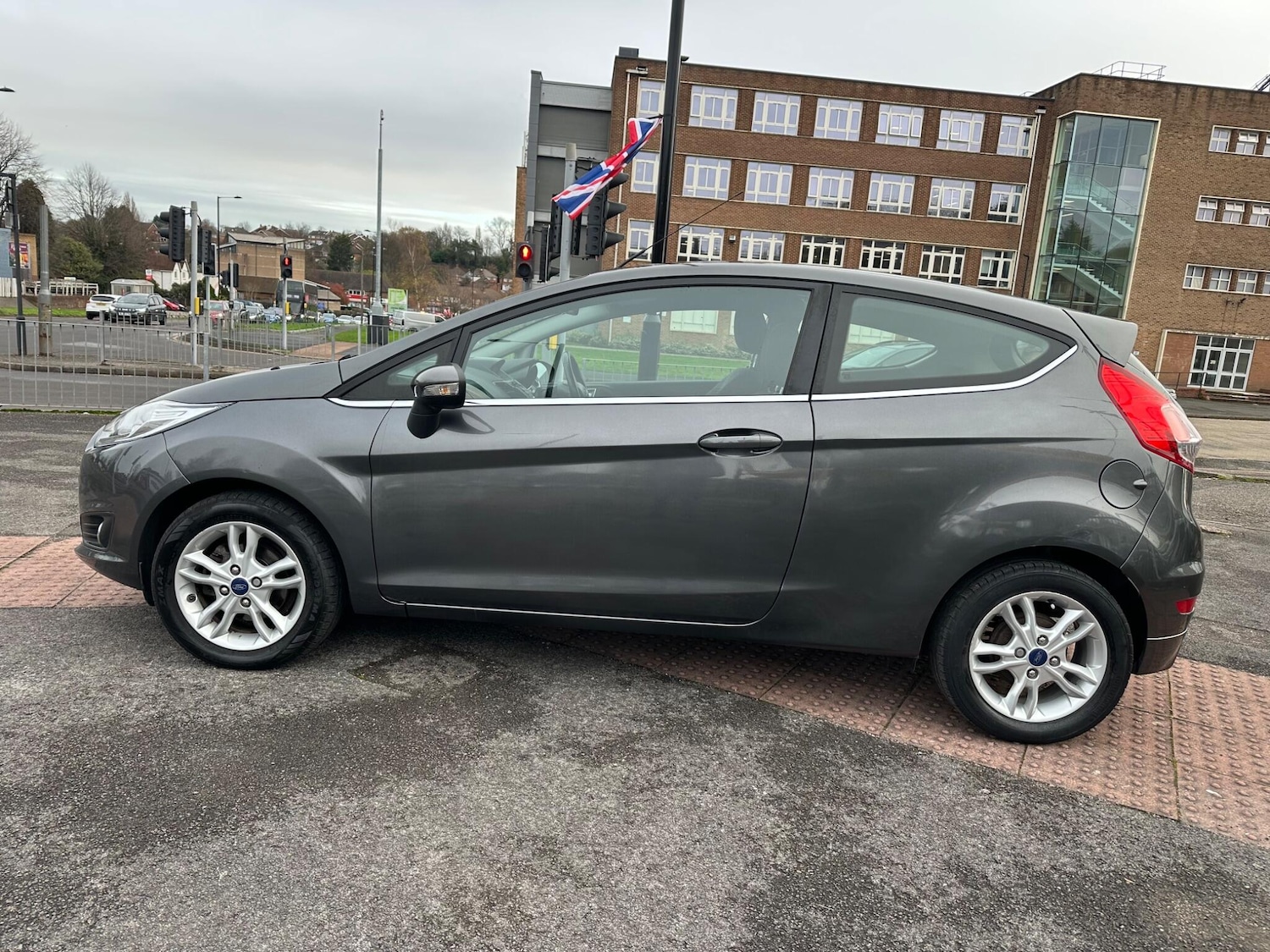 Used Ford Fiesta 2016 for sale - 76742989: Photo 12