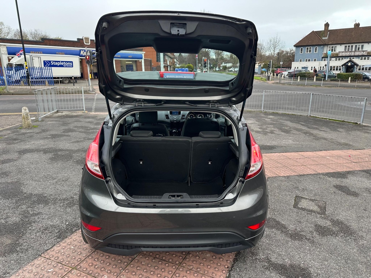 Used Ford Fiesta 2016 for sale - 76742989: Photo 29