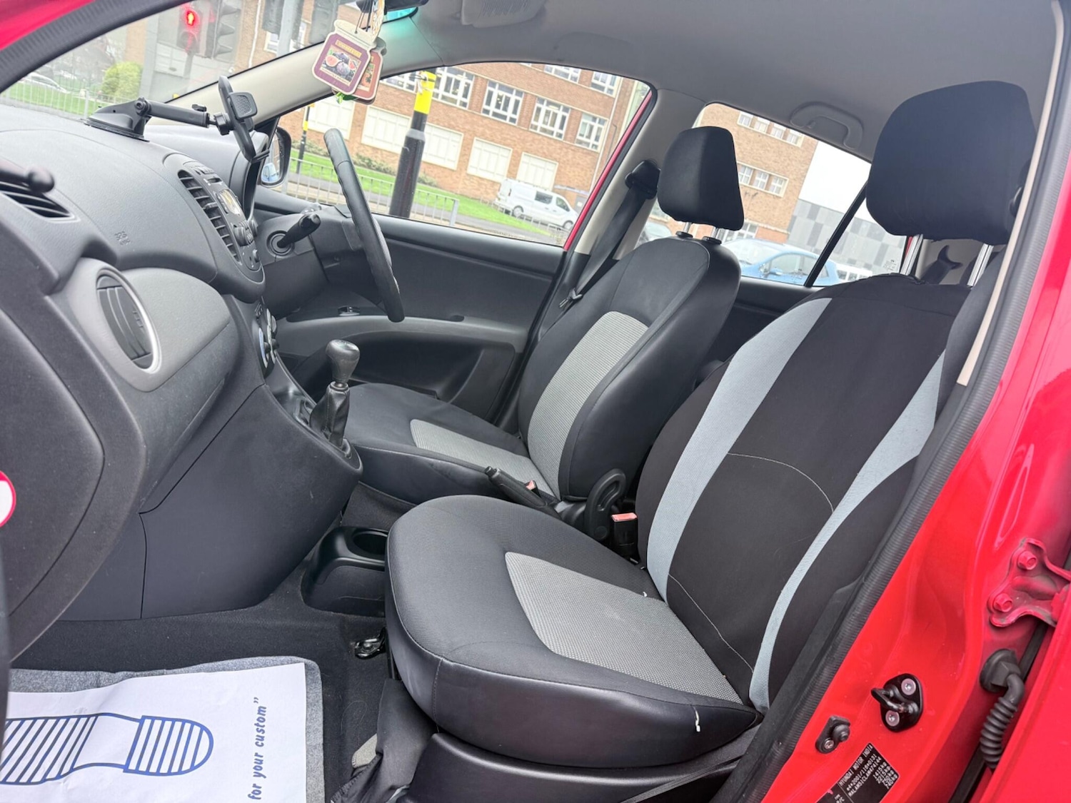 Used Hyundai i10 2009 for sale - 77331796: Photo 31