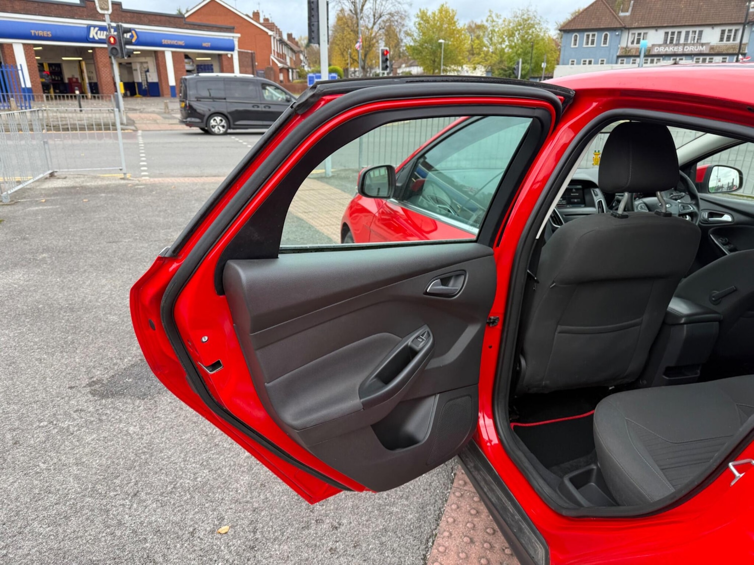 Used Ford Focus 2015 for sale - 76359950: Photo 24