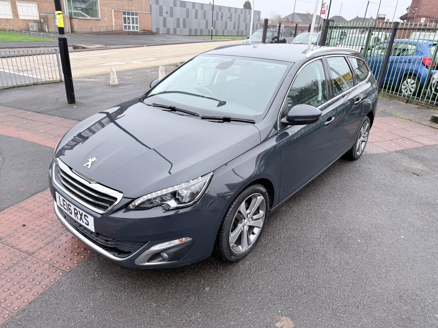 Used Peugeot 308 2016 for sale - 77242331: Photo 10