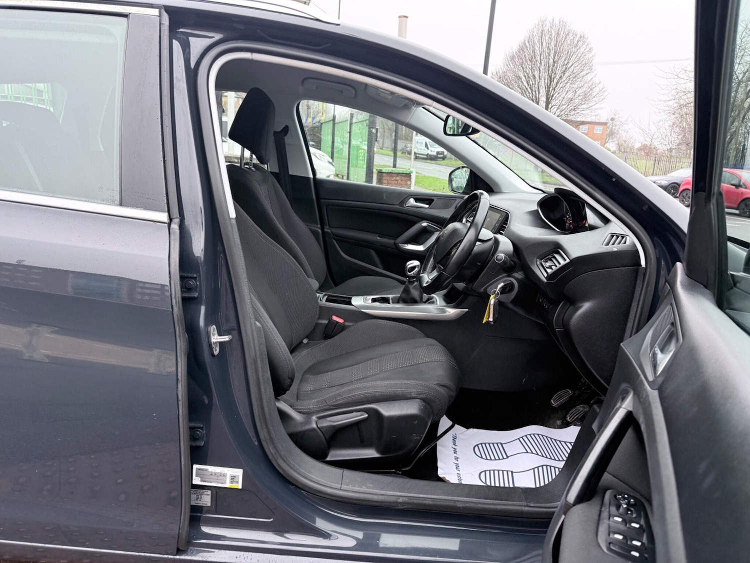 Used Peugeot 308 2016 for sale - 77242331: Photo 22