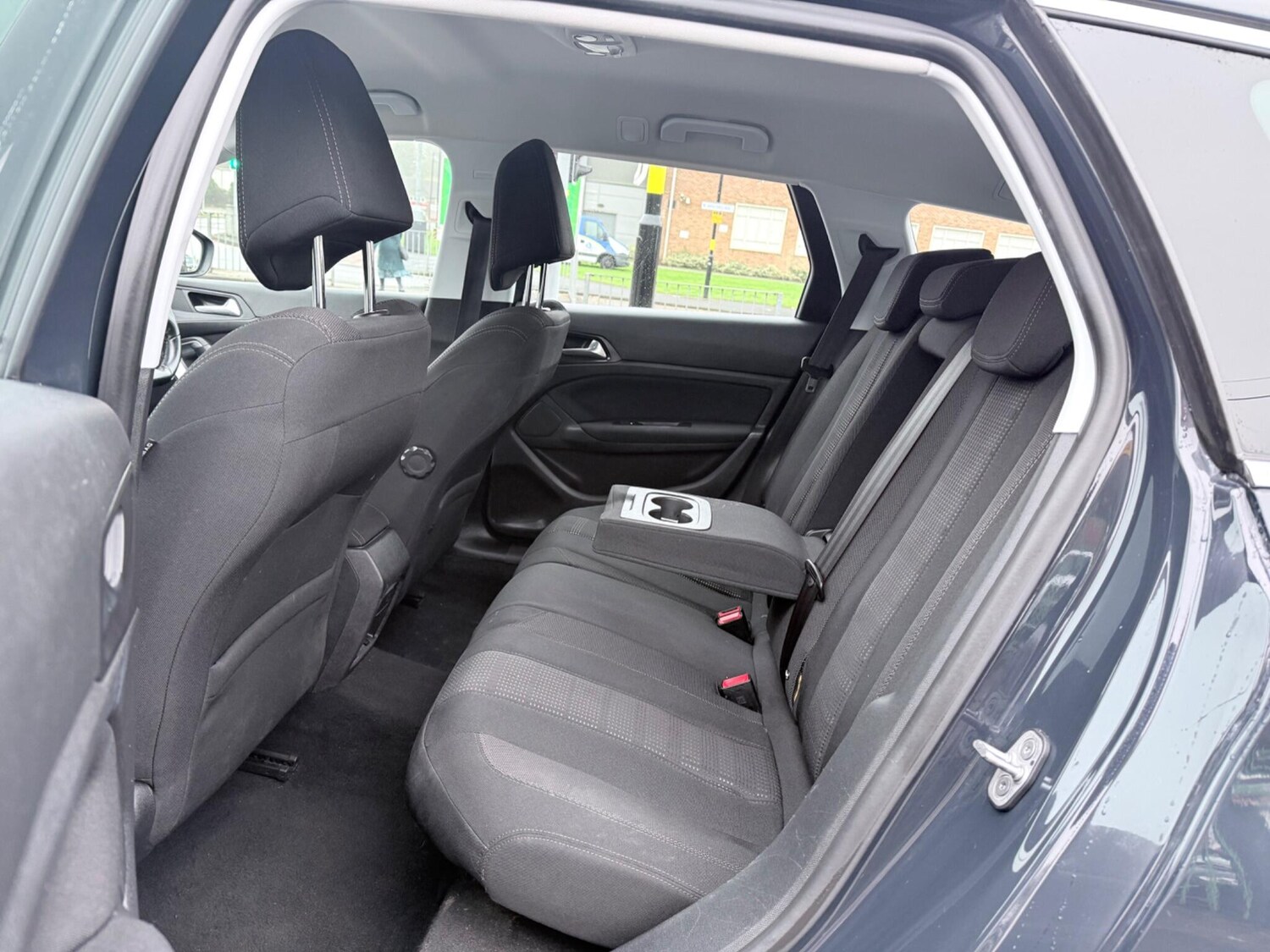 Used Peugeot 308 2016 for sale - 77242331: Photo 25