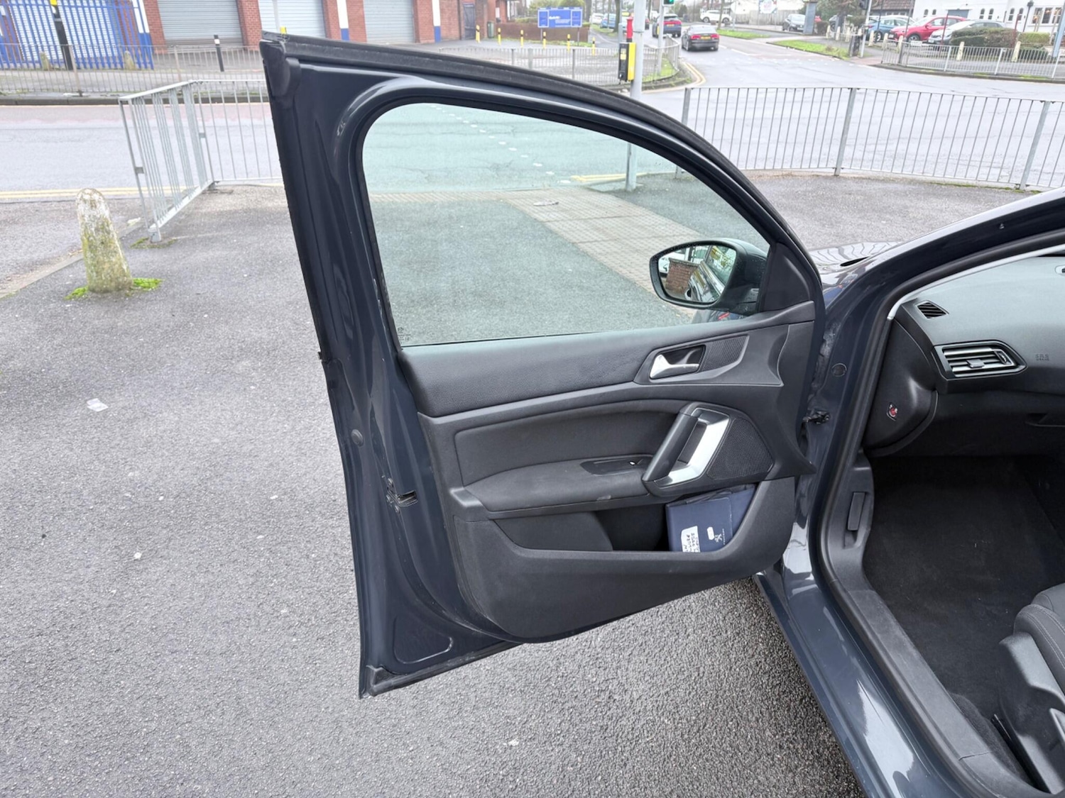 Used Peugeot 308 2016 for sale - 77242331: Photo 30