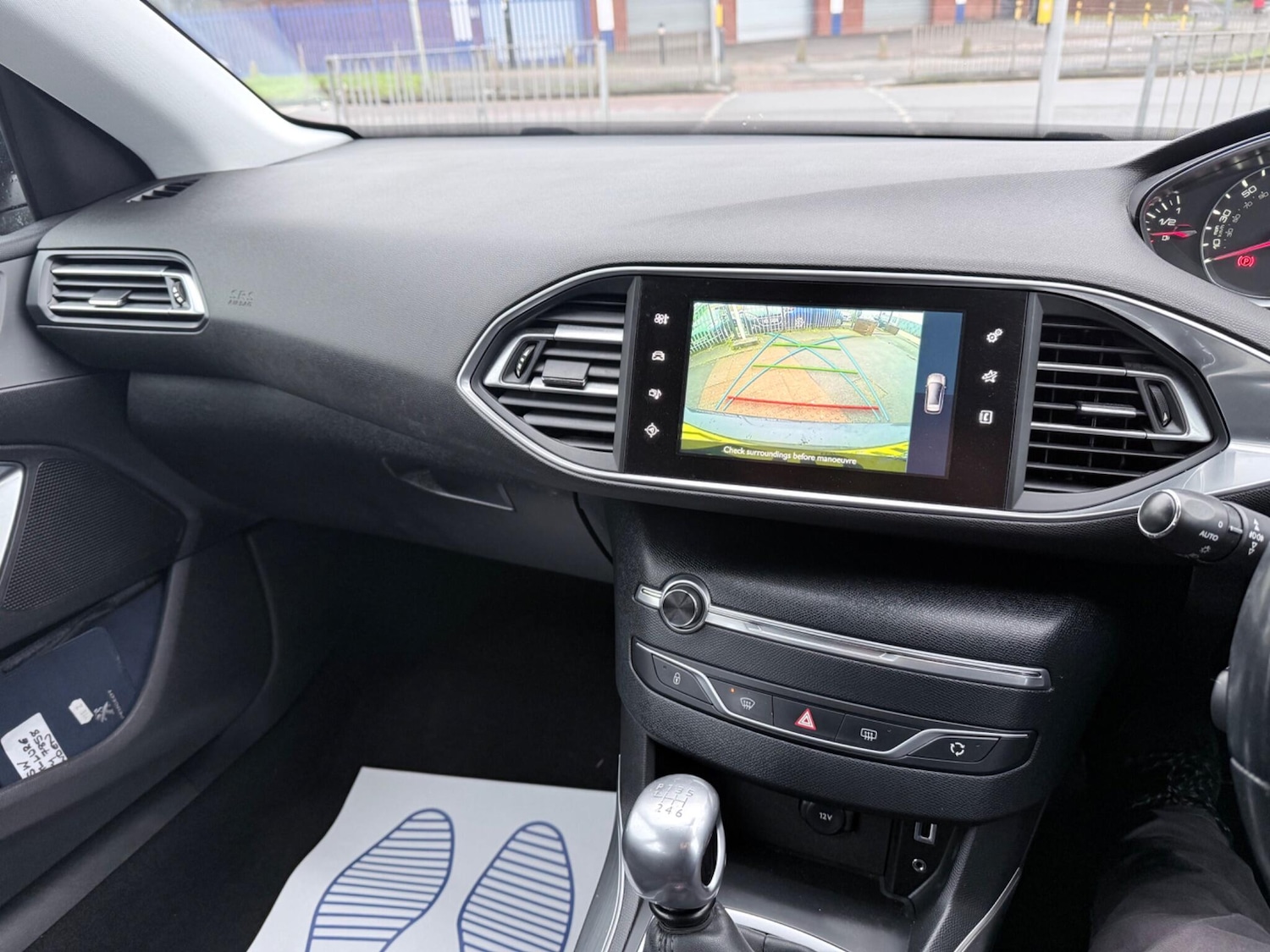 Used Peugeot 308 2016 for sale - 77242331: Photo 31