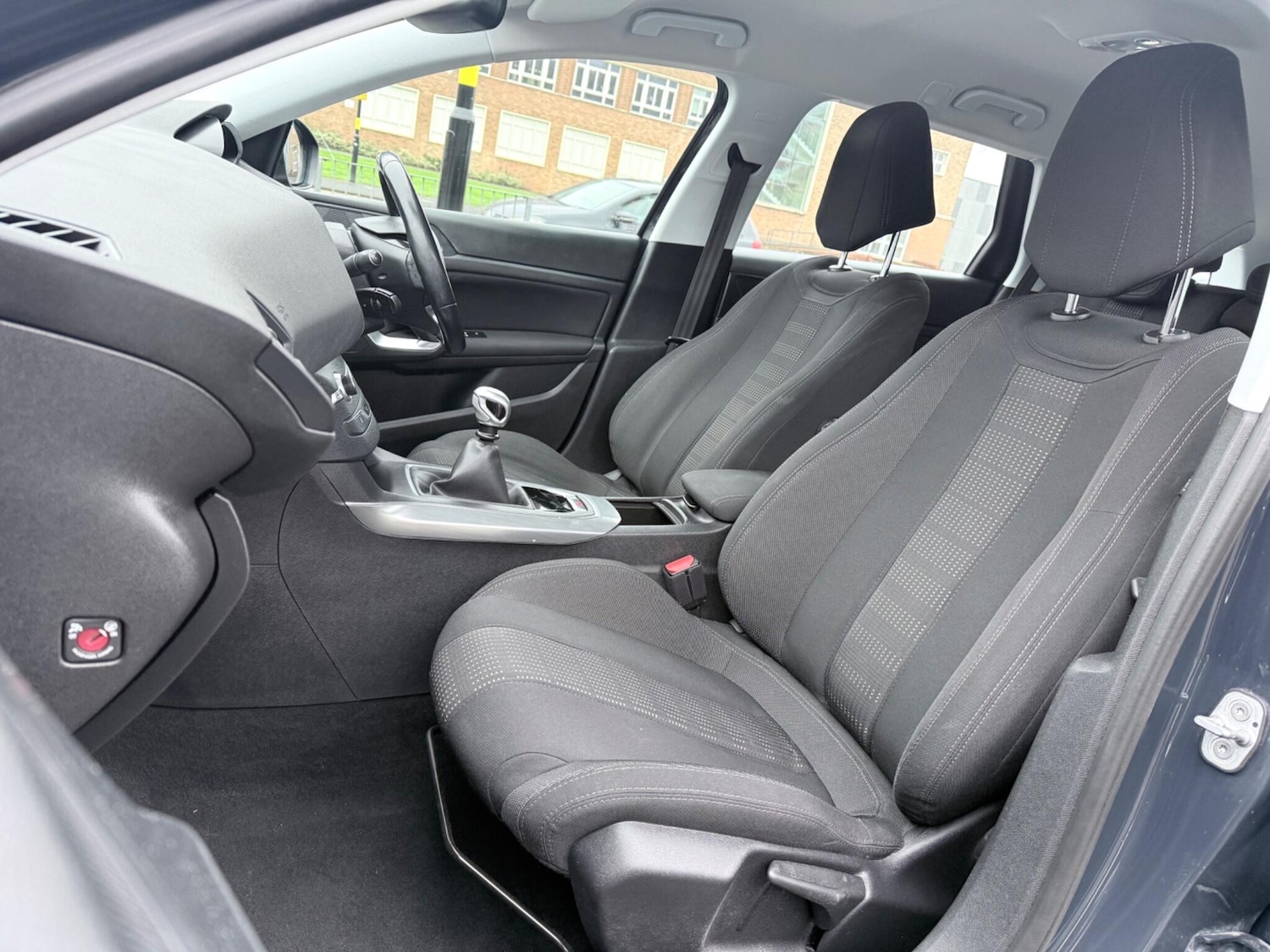 Used Peugeot 308 2016 for sale - 77242331: Photo 35