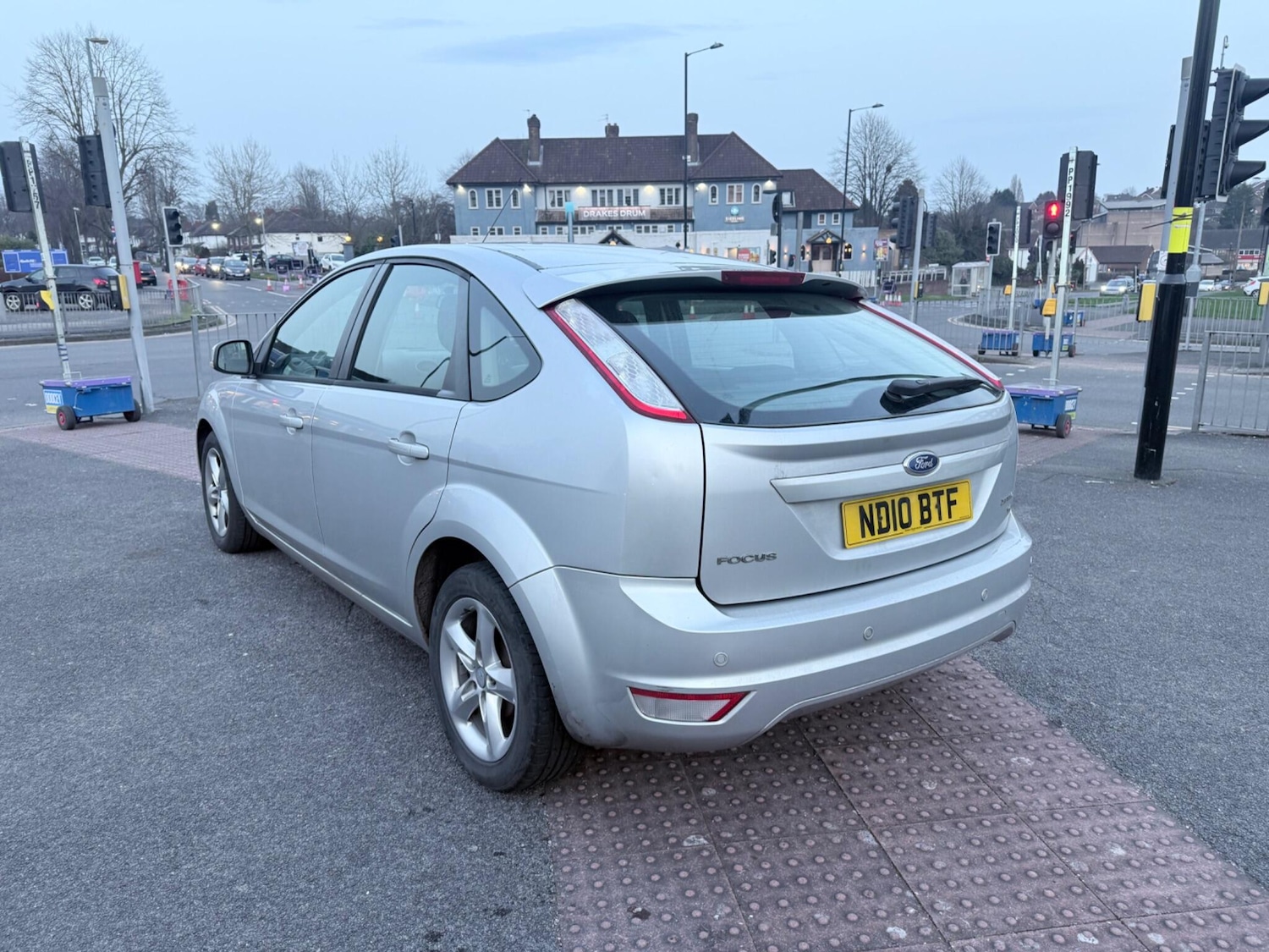 Used Ford Focus 2010 for sale - 77768027: Photo 11