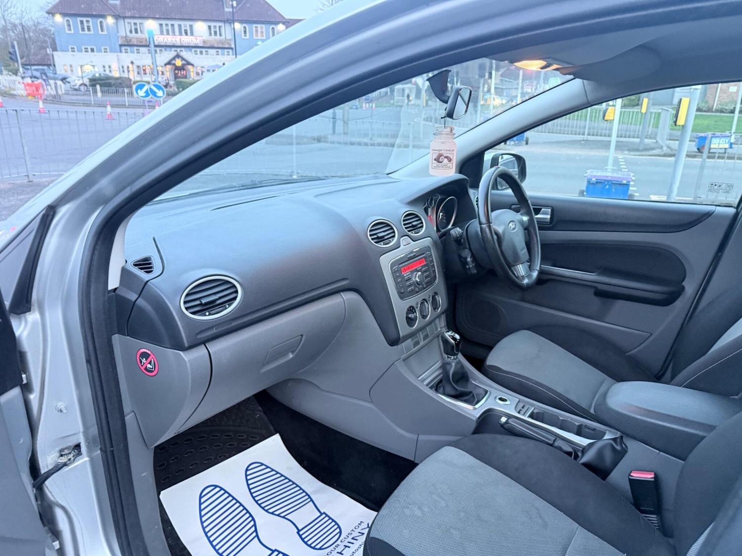 Used Ford Focus 2010 for sale - 77768027: Photo 19