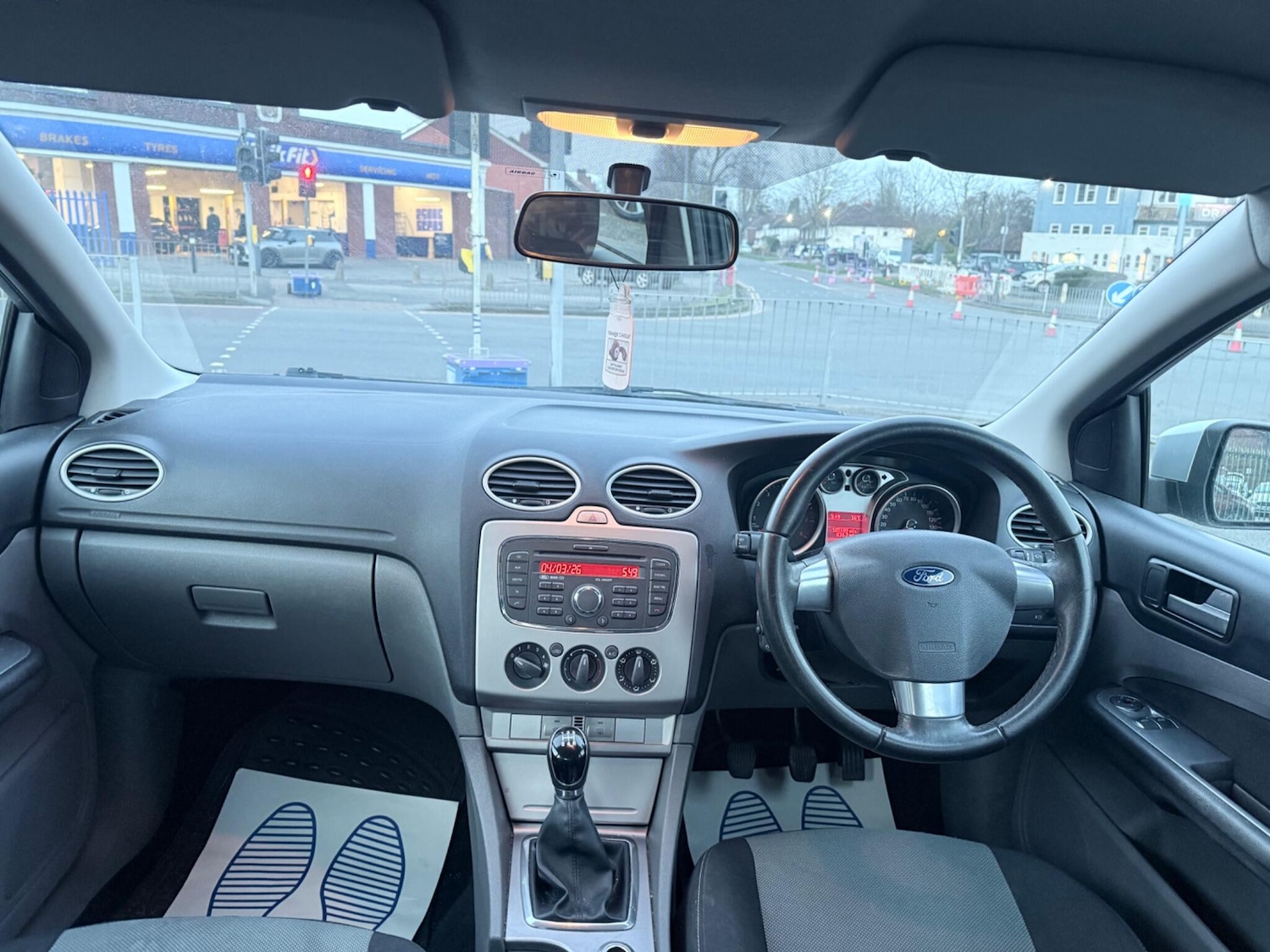 Used Ford Focus 2010 for sale - 77768027: Photo 20