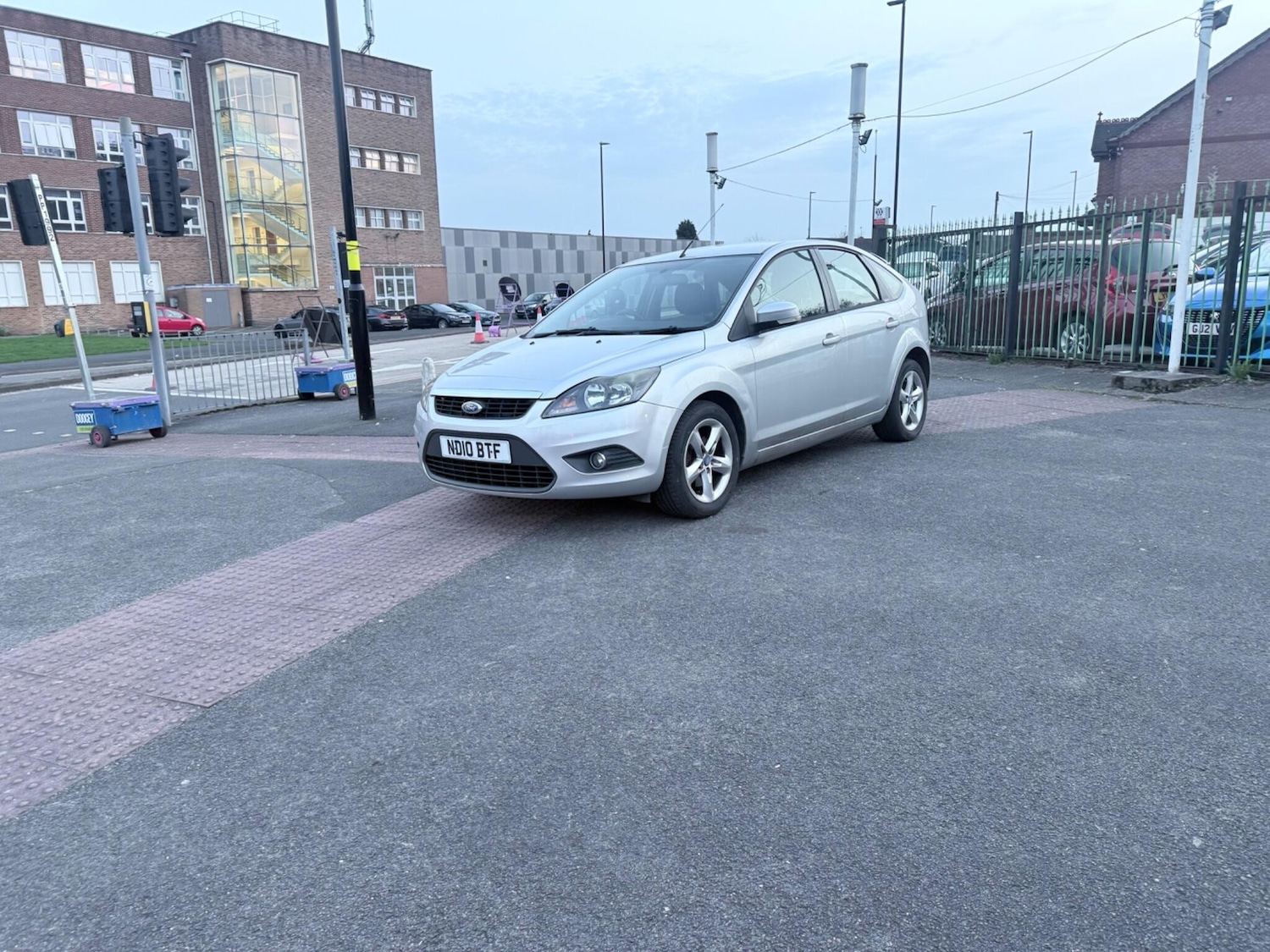 Used Ford Focus 2010 for sale - 77768027: Photo 9