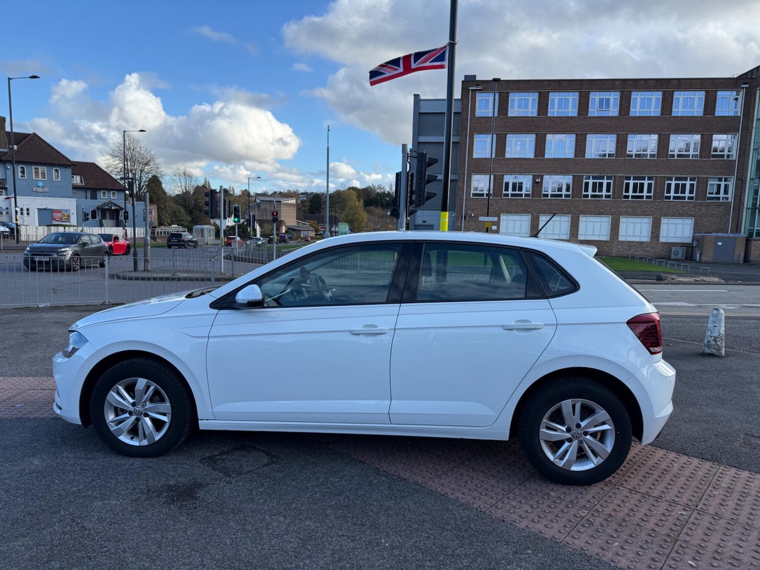 Used Volkswagen Polo 2020 for sale - 76440783: Photo 8