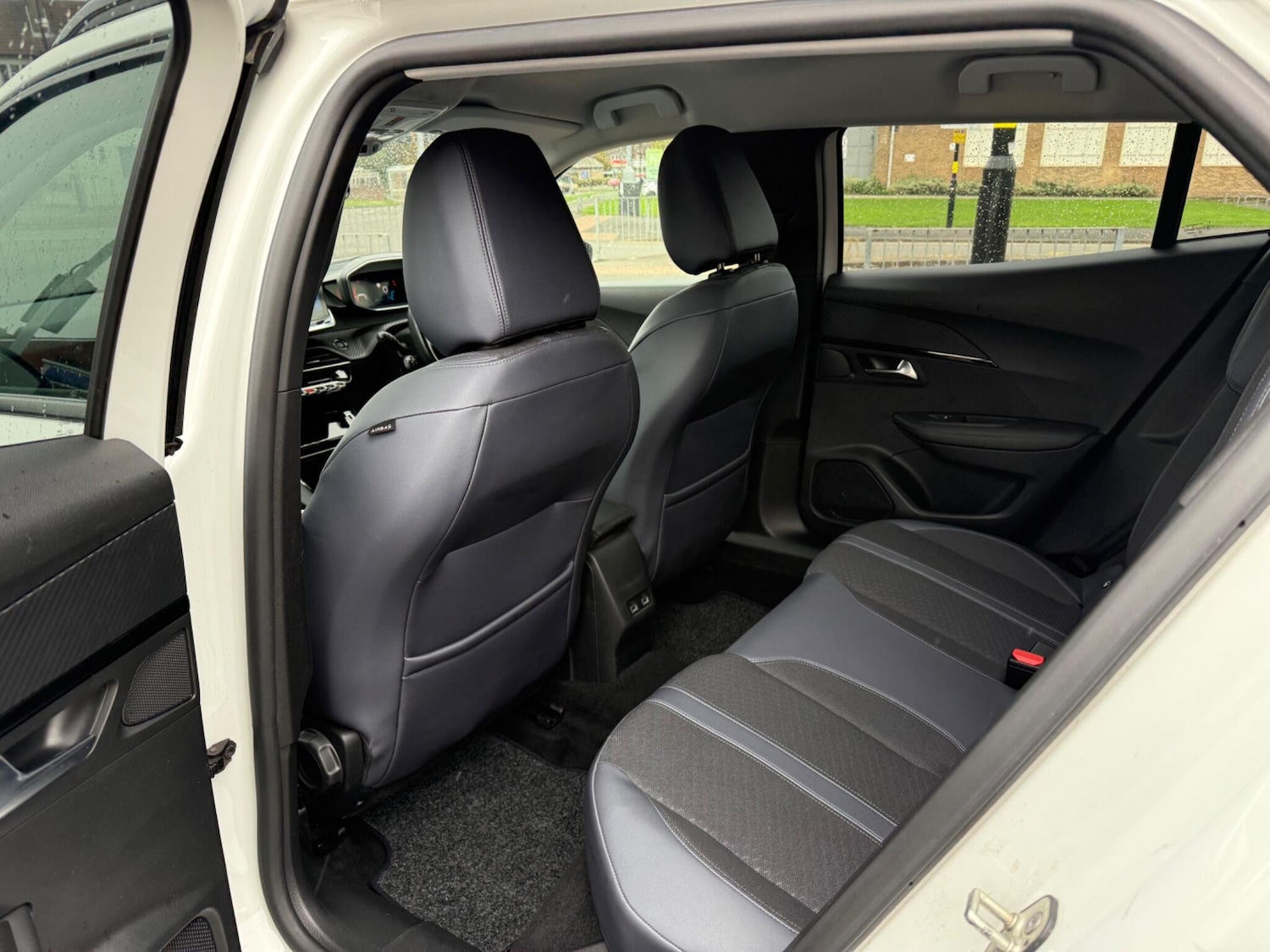 Used Peugeot 2008 2020 for sale - 77882913: Photo 25