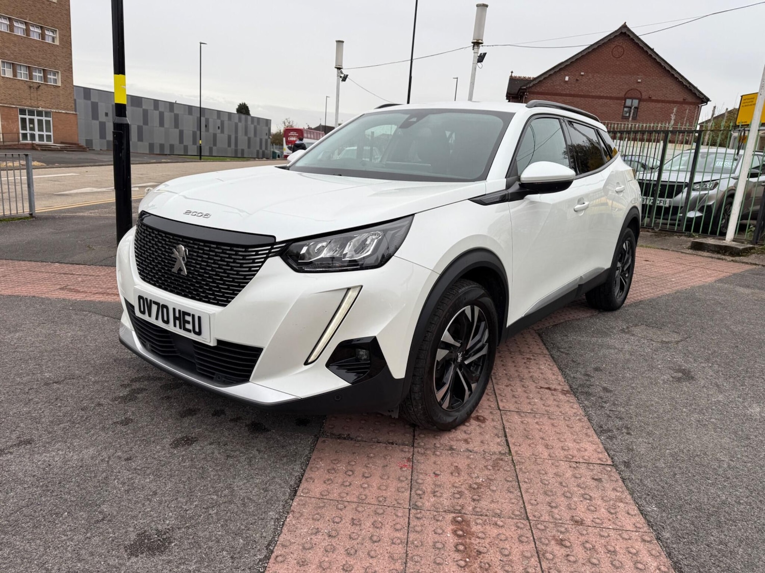 Used Peugeot 2008 2020 for sale - 77882913: Photo 3