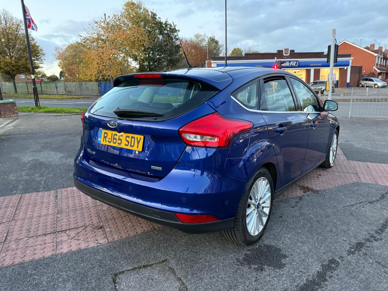 Used Ford Focus 2015 for sale - 76389089: Photo 5