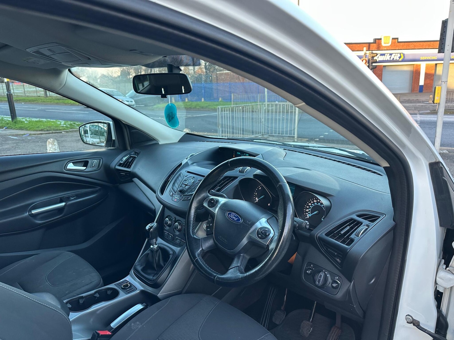 Used Ford Kuga 2015 for sale - 77358448: Photo 4