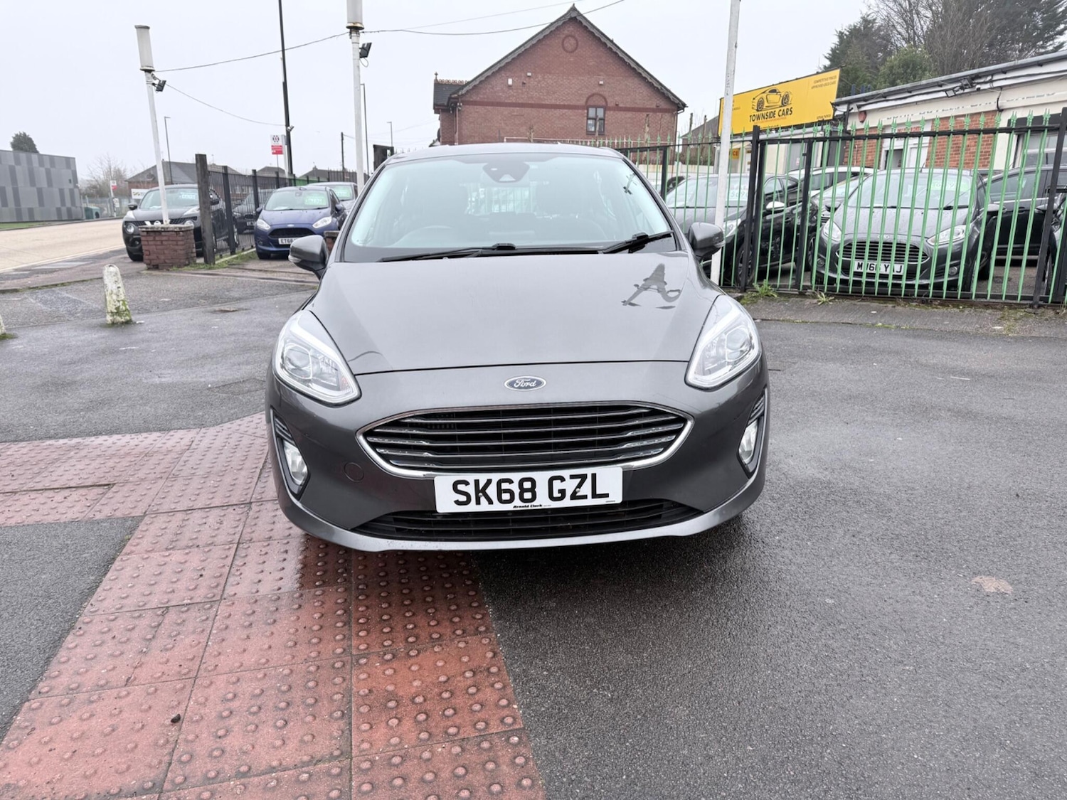 Used Ford Fiesta for sale - 77242594: Photo 2