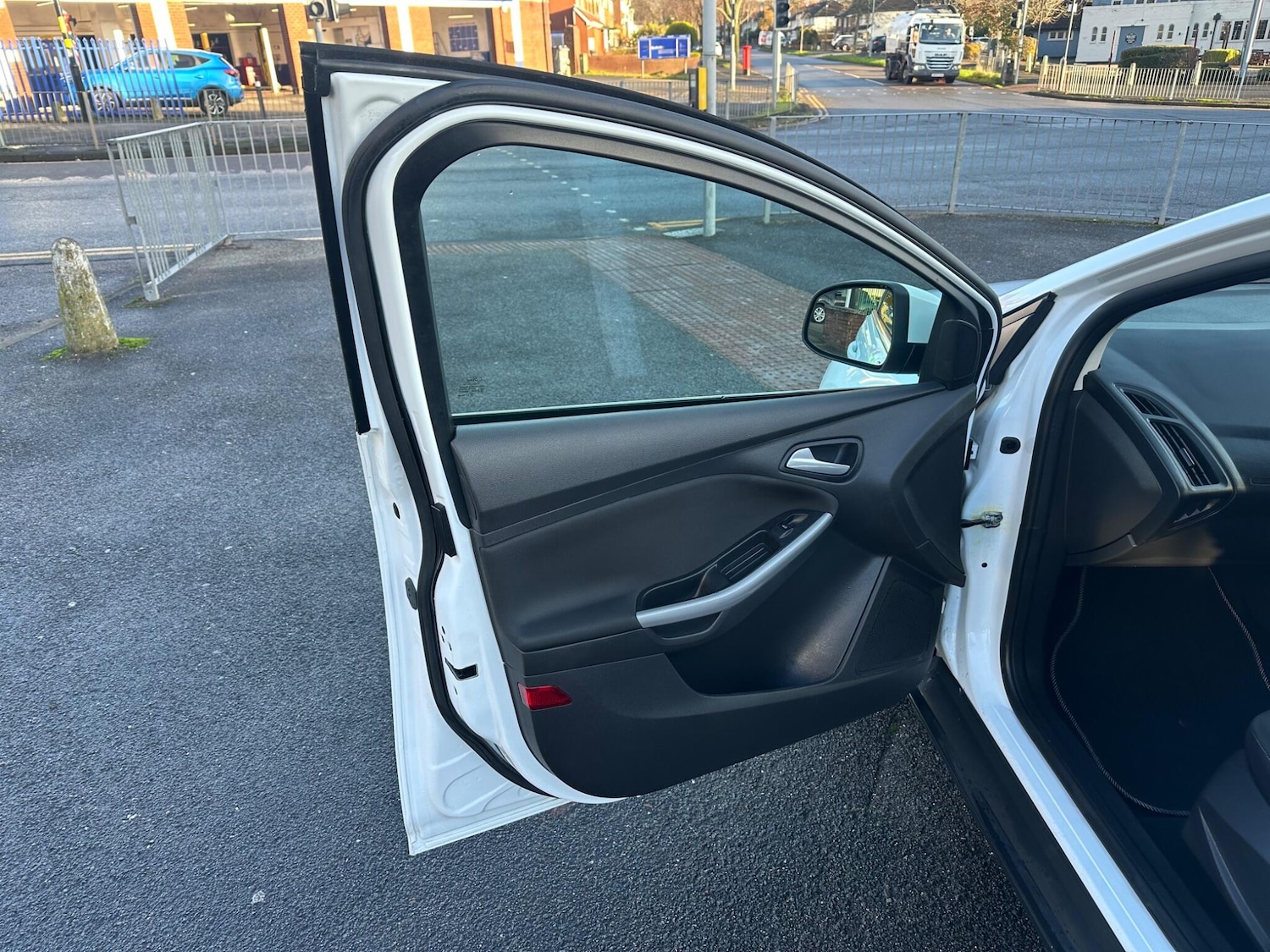 Used Ford Focus 2017 for sale - 76801262: Photo 29