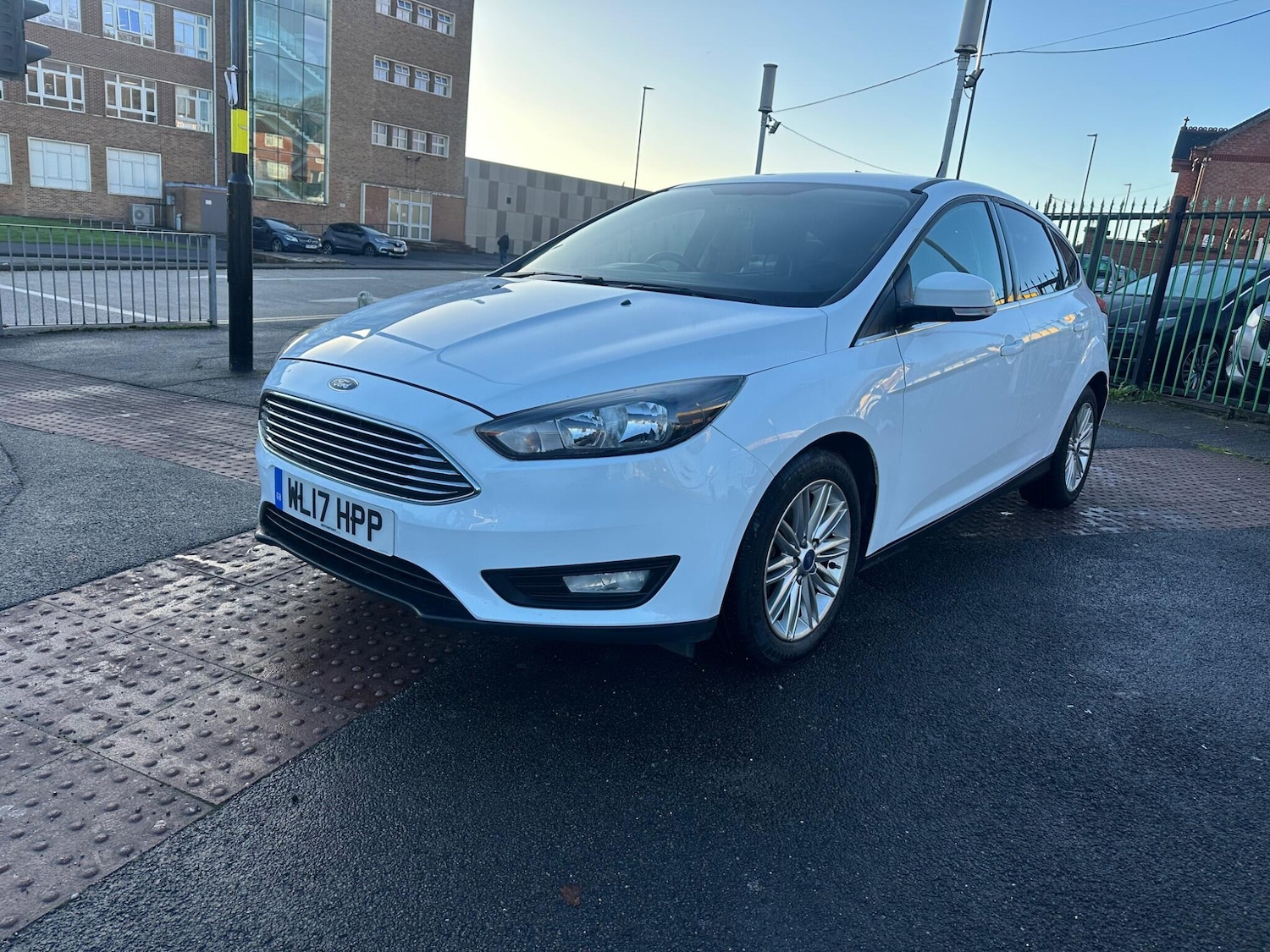 Used Ford Focus 2017 for sale - 76801262: Photo 3