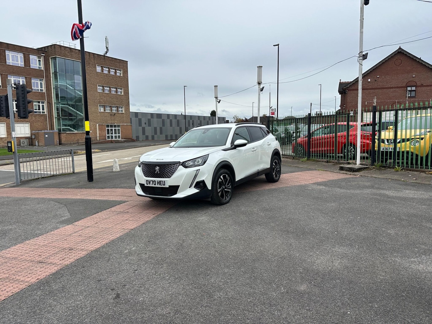 Used Peugeot 2008 2020 for sale - 76380819: Photo 10