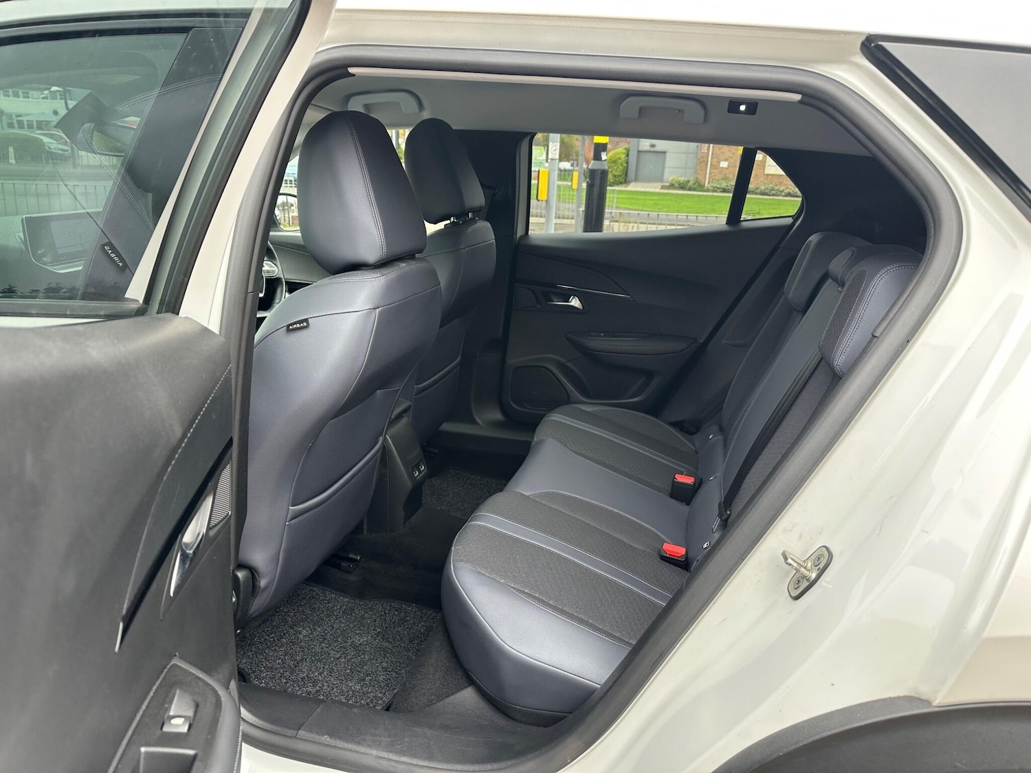Used Peugeot 2008 2020 for sale - 76380819: Photo 24
