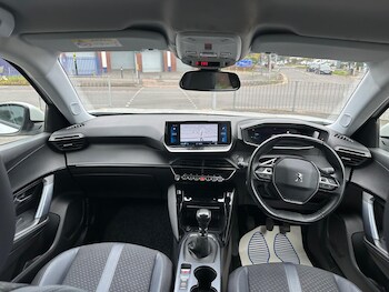 Used Peugeot 2008 2020 for sale - 76380819: Photo