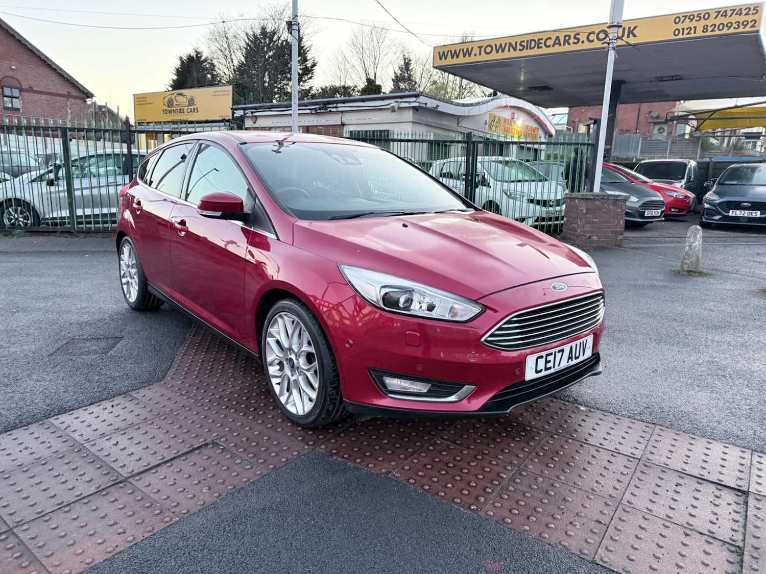 Used Ford Focus 2017 for sale - 78019684: Photo 1