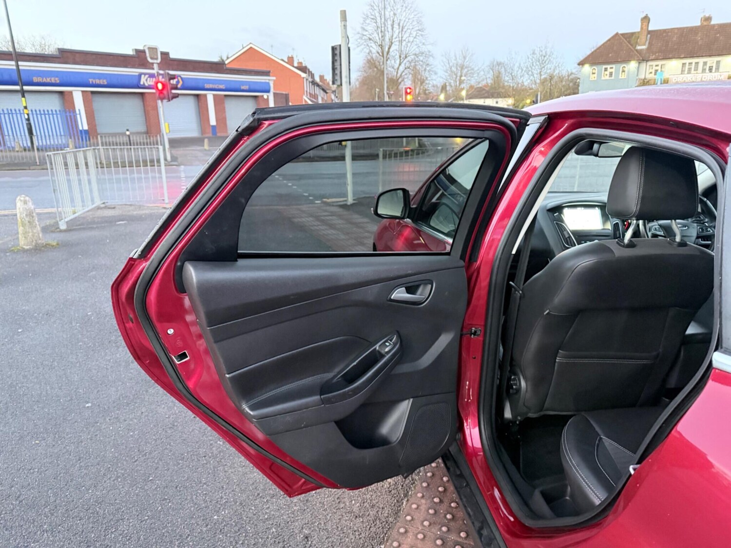 Used Ford Focus 2017 for sale - 78019684: Photo 31