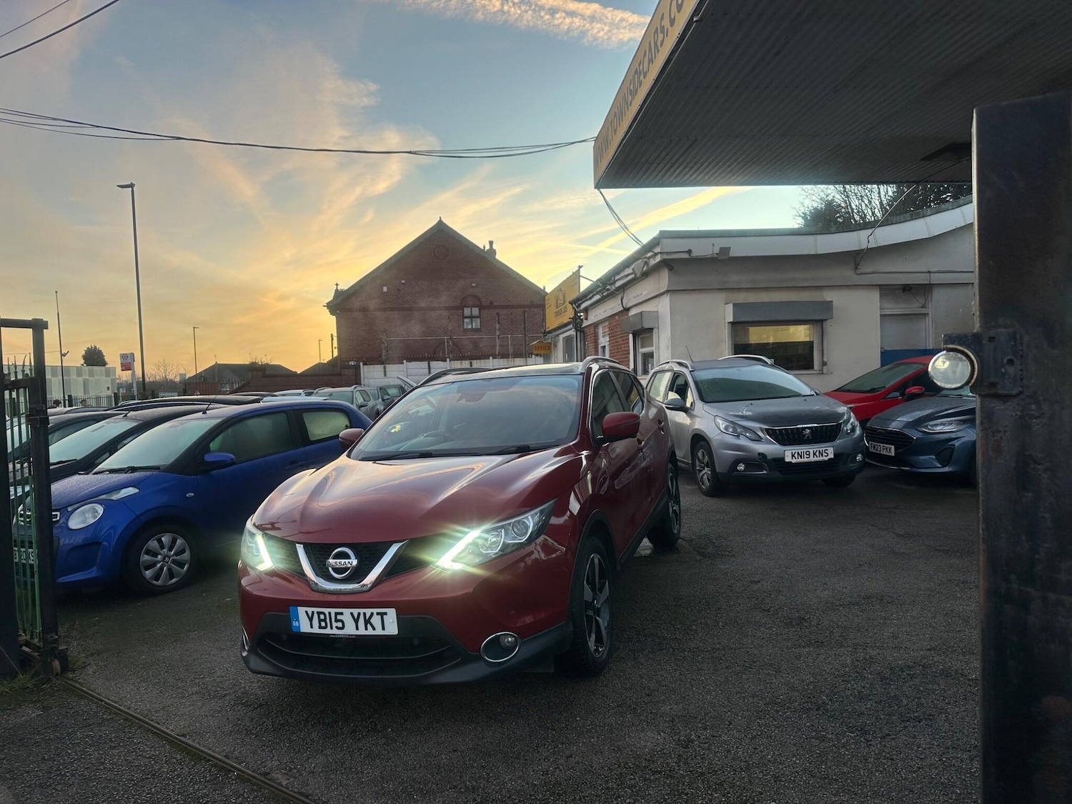 Used Nissan Qashqai 2015 for sale - 76926723: Photo 11