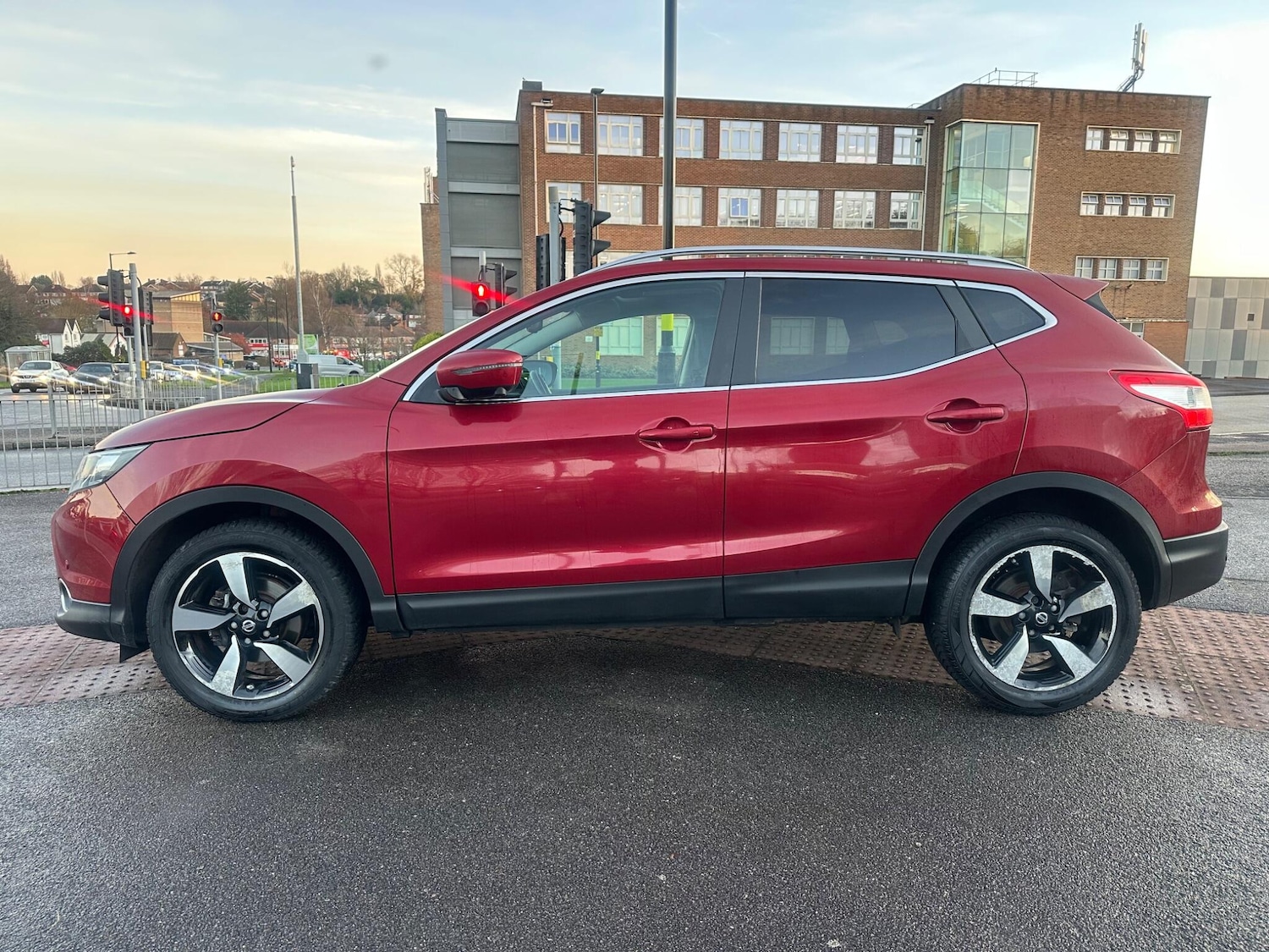 Used Nissan Qashqai 2015 for sale - 76926723: Photo 13