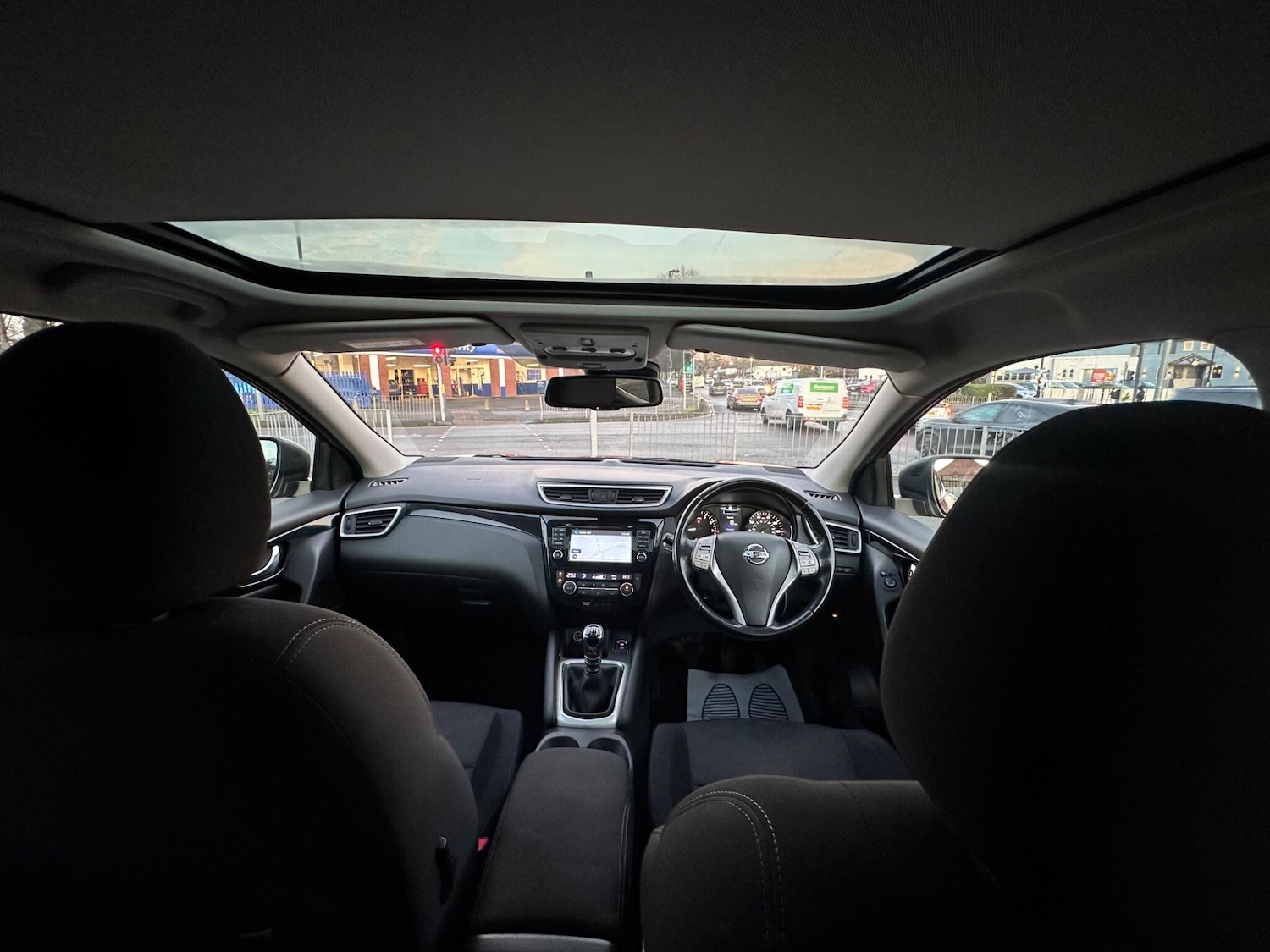 Used Nissan Qashqai 2015 for sale - 76926723: Photo 21