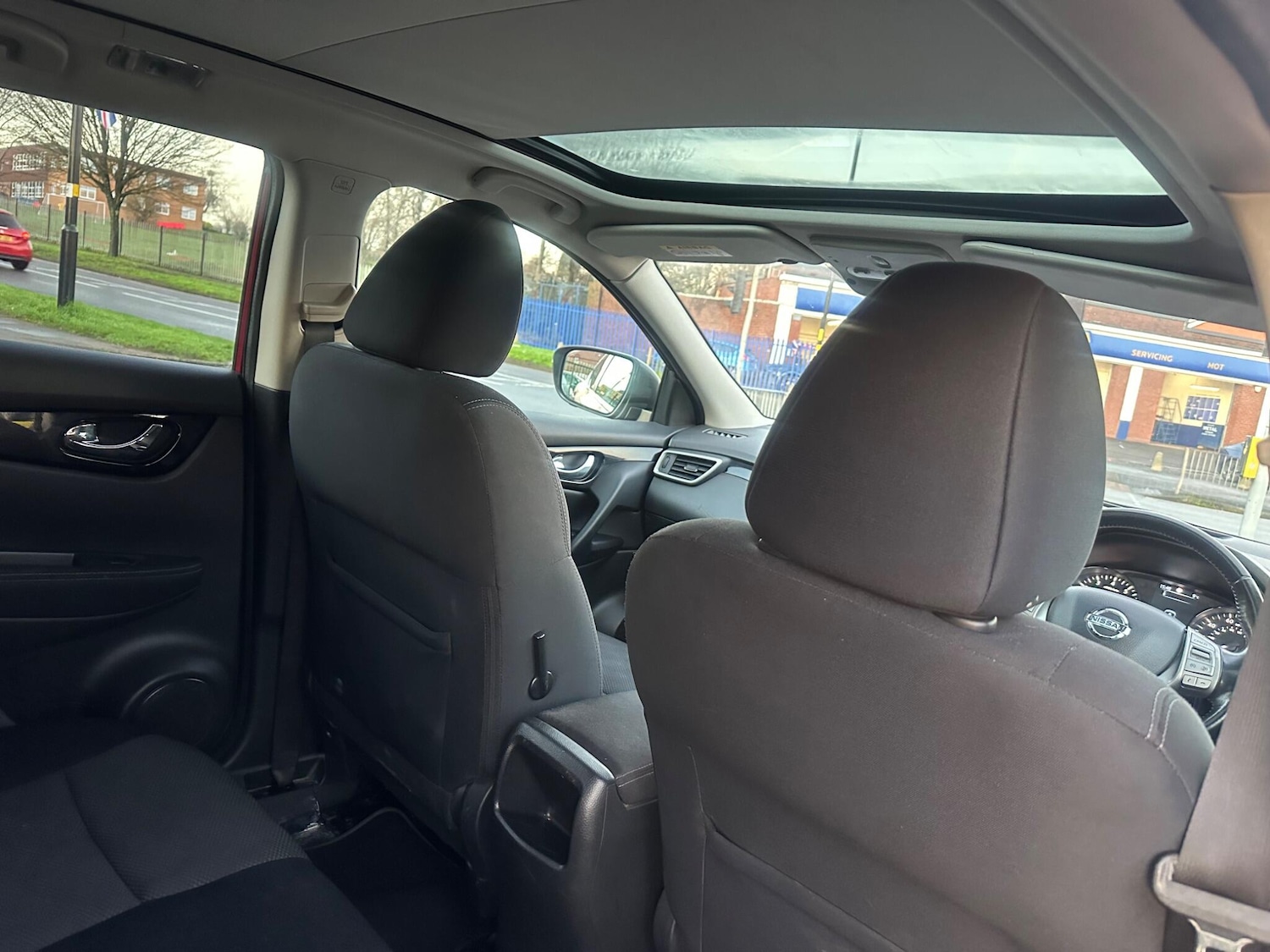 Used Nissan Qashqai 2015 for sale - 76926723: Photo 25