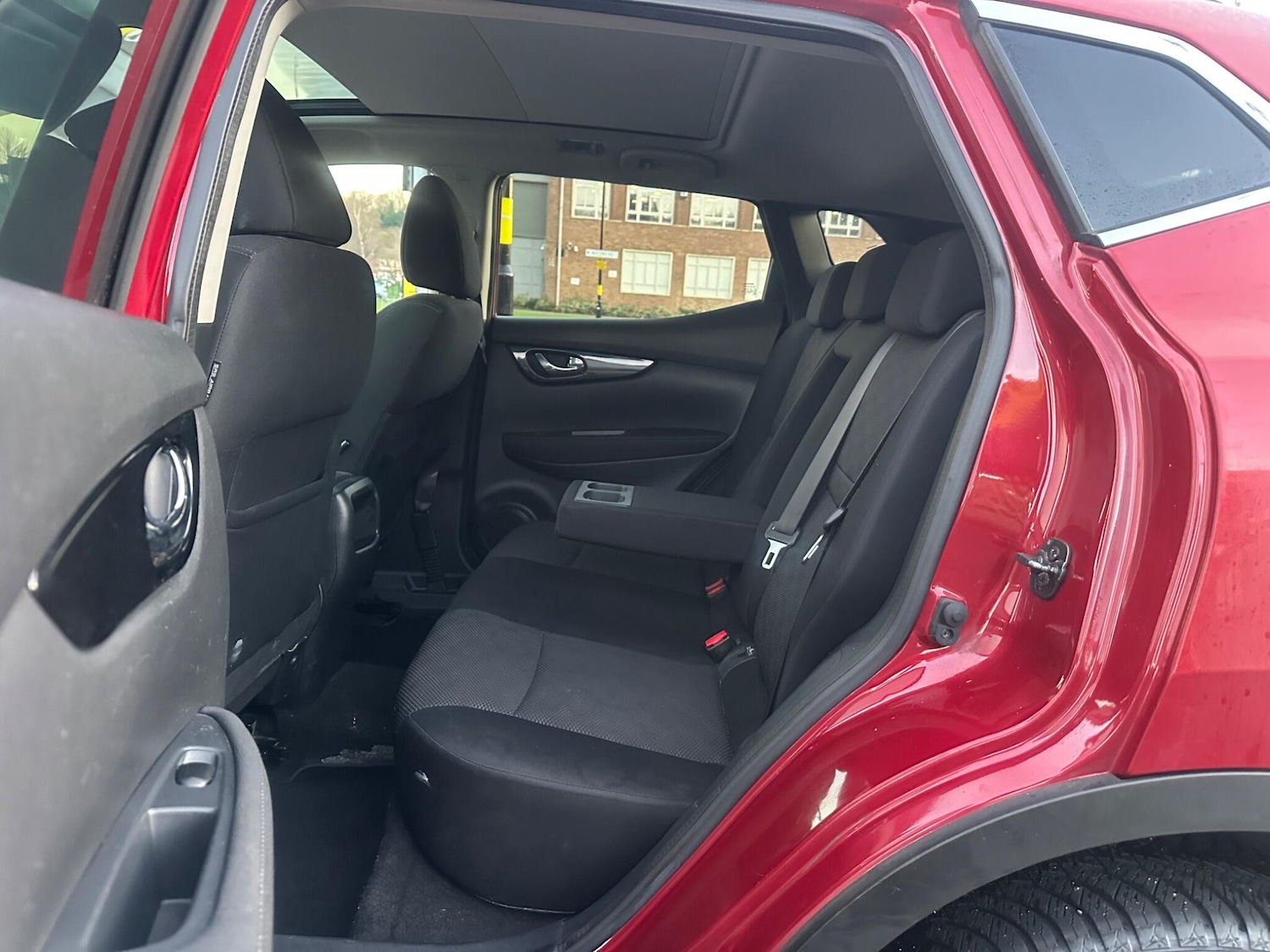 Used Nissan Qashqai 2015 for sale - 76926723: Photo 26