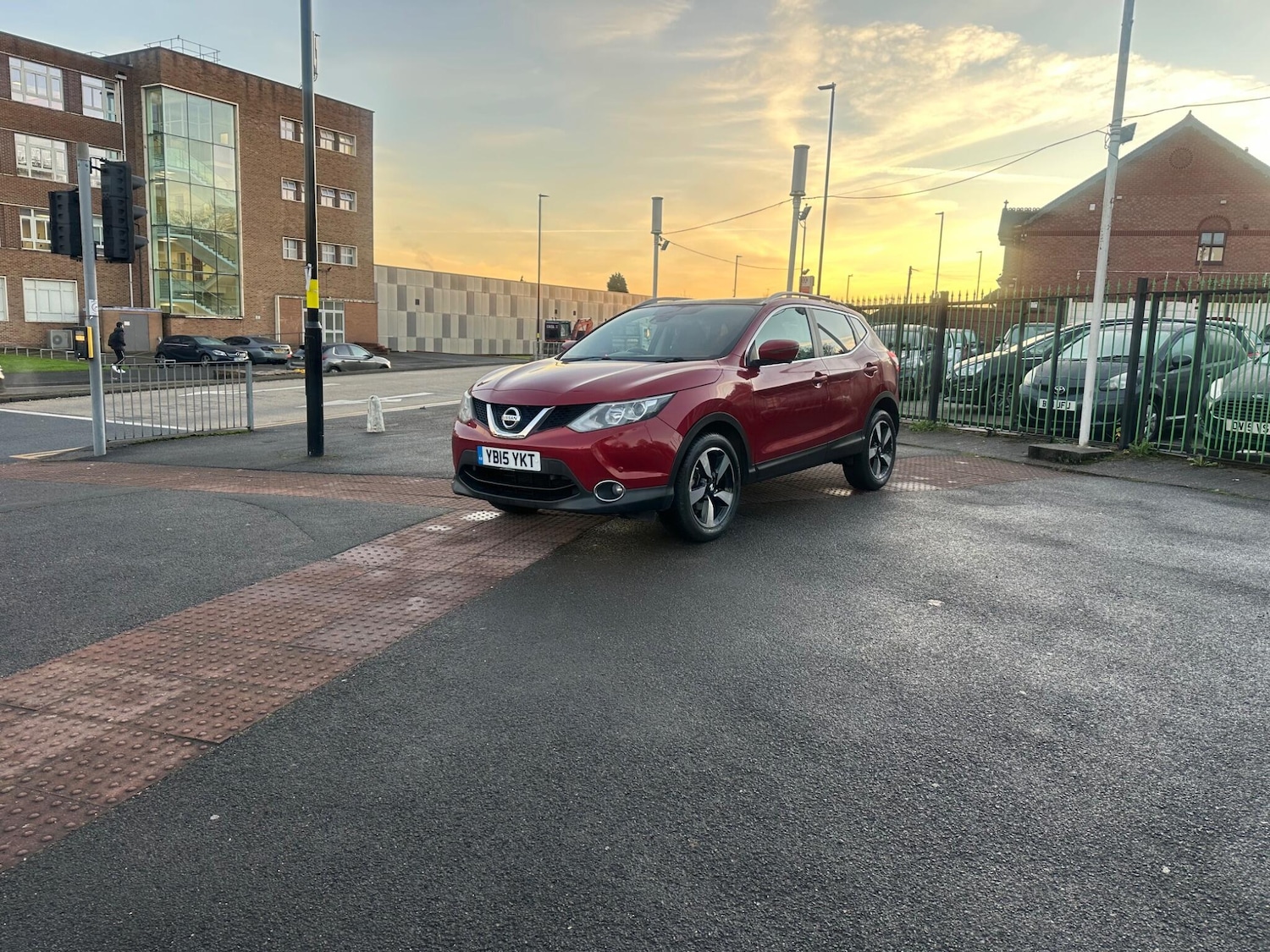 Used Nissan Qashqai 2015 for sale - 76926723: Photo 9