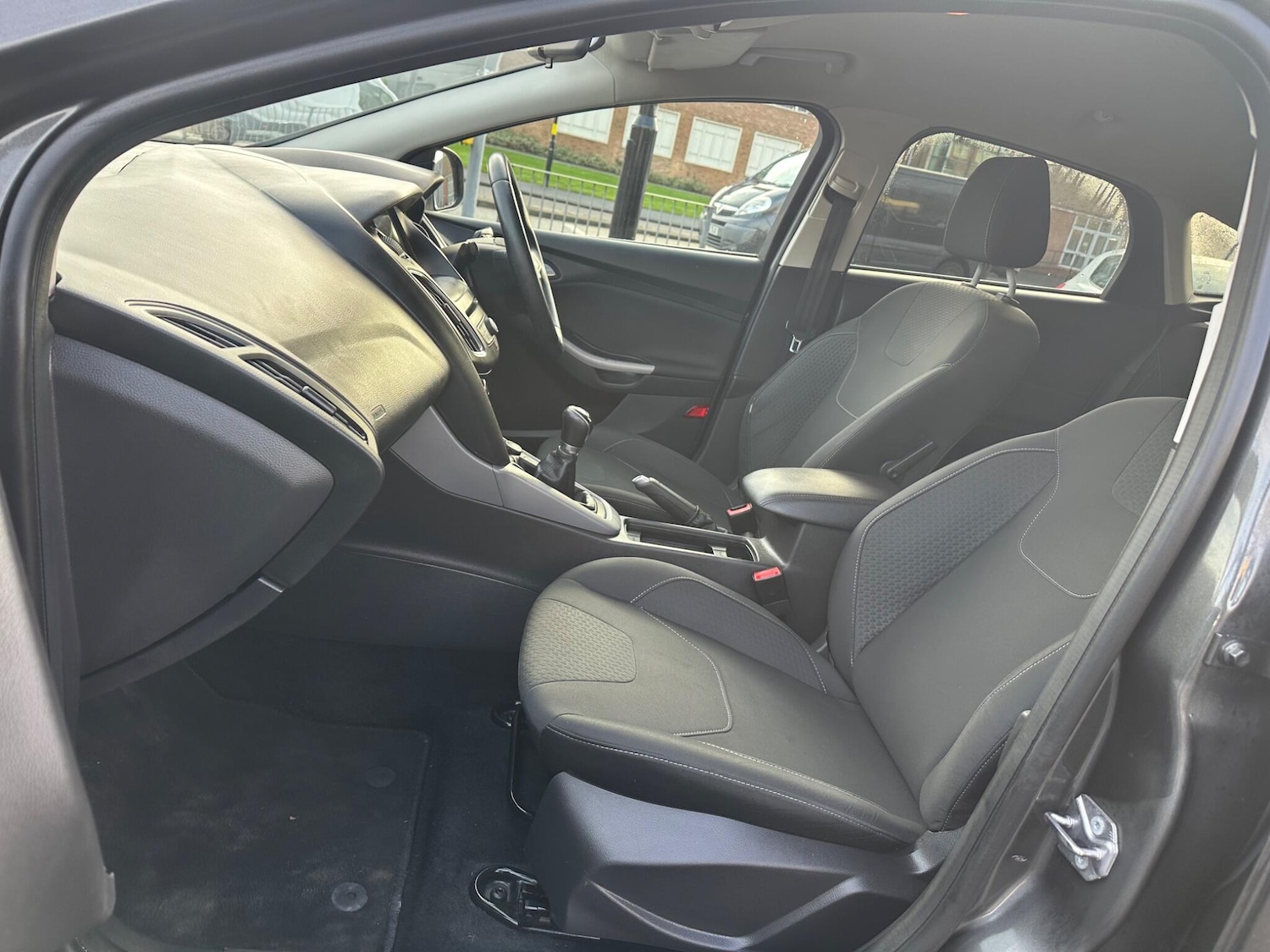 Used Ford Focus 2017 for sale - 76832785: Photo 32