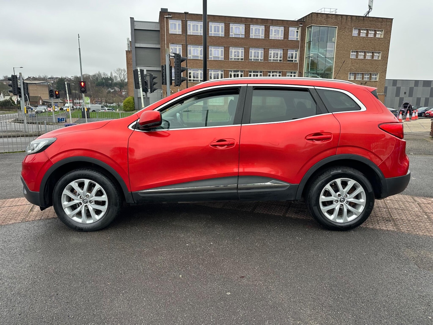 Used Renault Kadjar for sale - 77784384: Photo 11