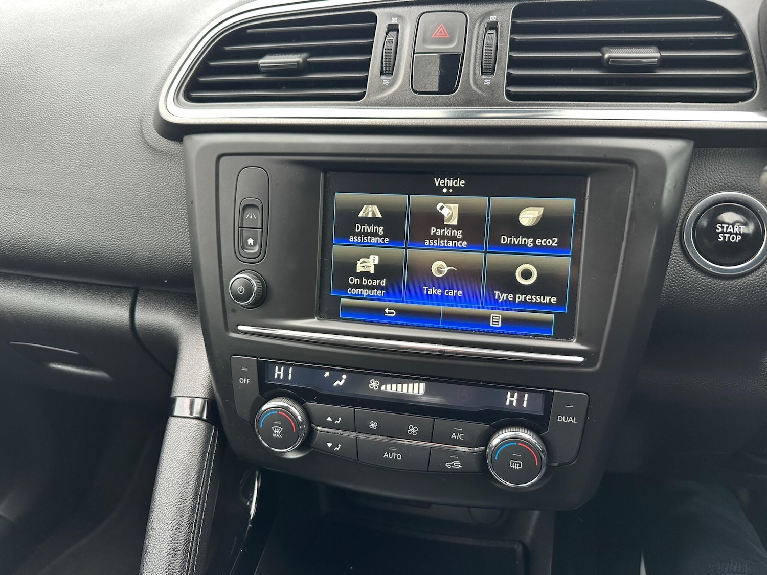 Used Renault Kadjar for sale - 77784384: Photo 35